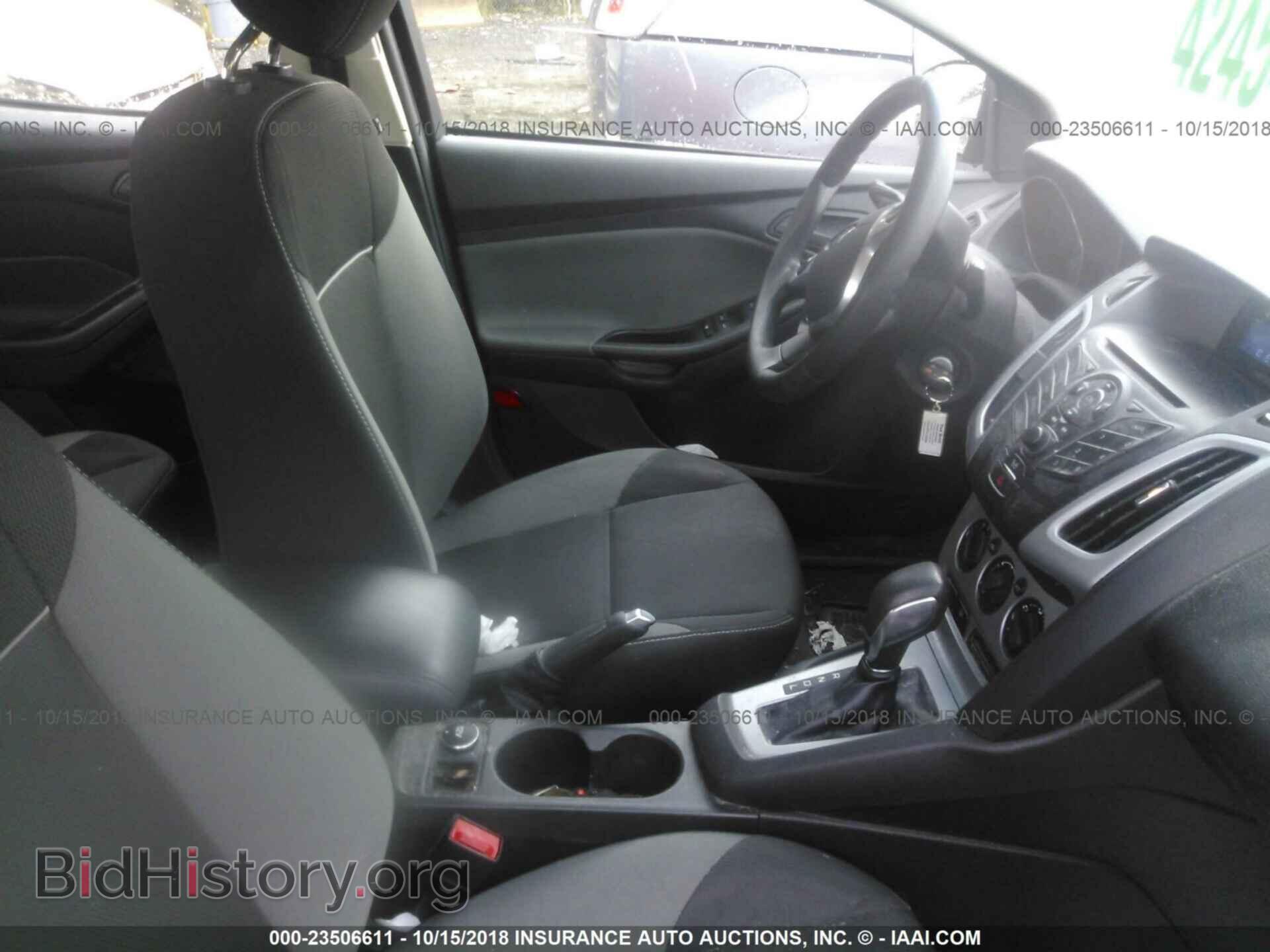 2012 Ford Focus - VIN: 1FAHP3F20CL249738 - Фото 5