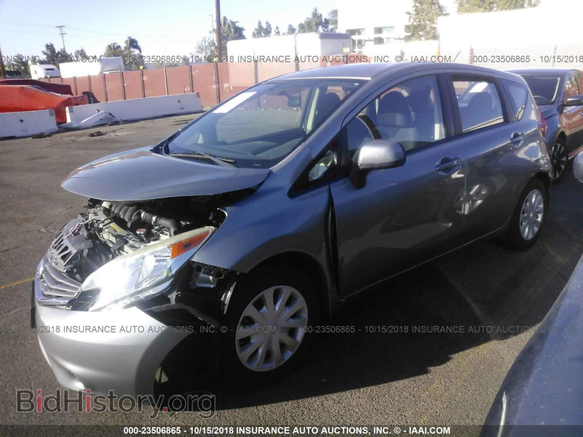 2014 Nissan Versa note - VIN: 3N1CE2CP3EL365367 - Фото 2