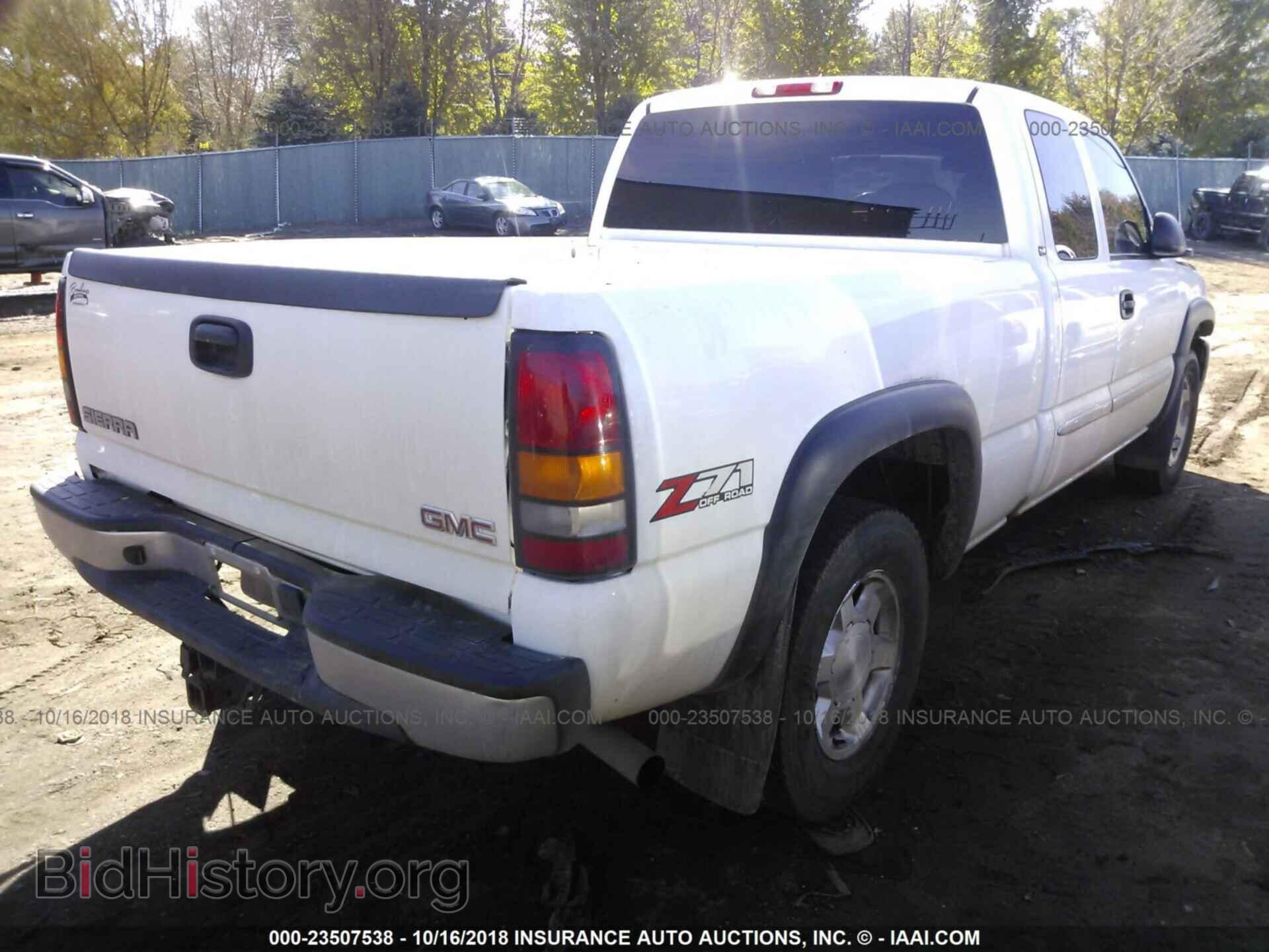 2005 GMC NEW SIERRA - VIN: 1GTEK19B95E144733 - Фото 4