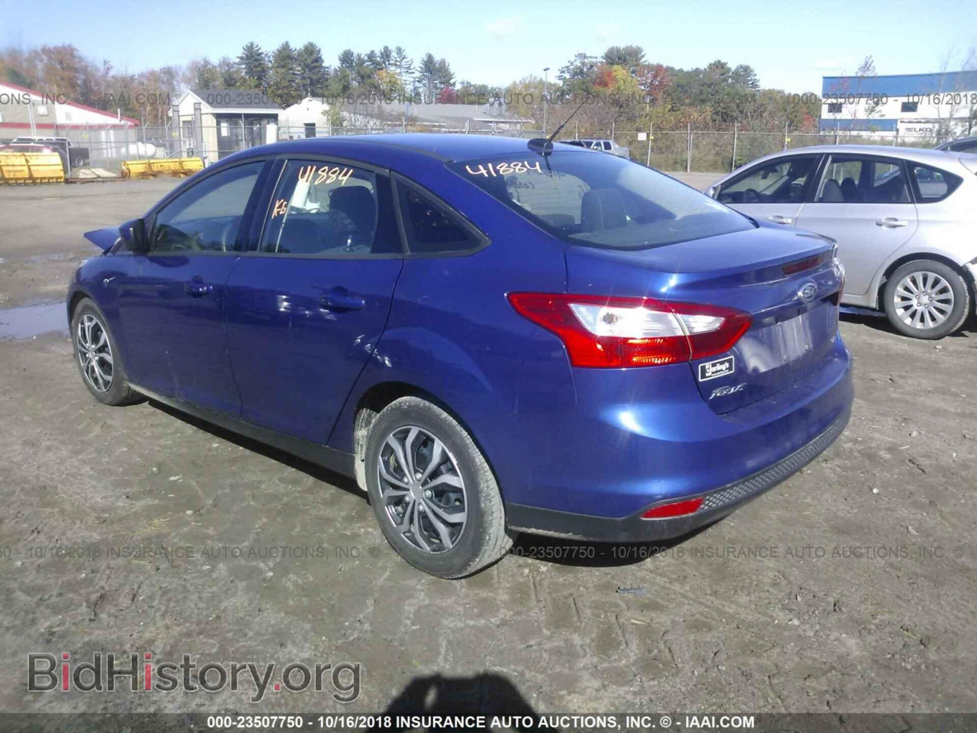 2012 Ford Focus - VIN: 1FAHP3F27CL203730 - Photo 3