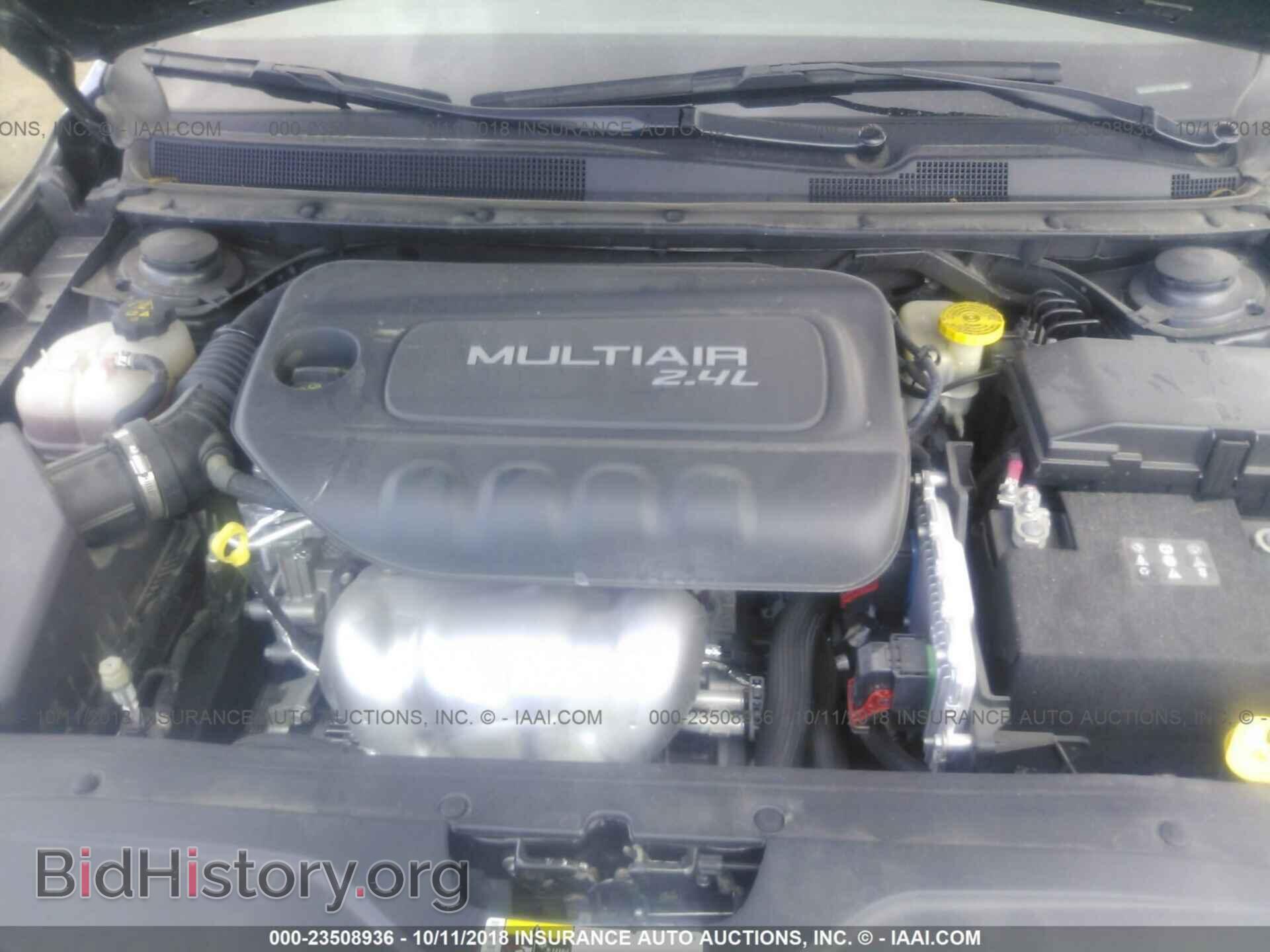 2016 Chrysler 200 - VIN: 1C3CCCAB6GN169253 - Фото 10