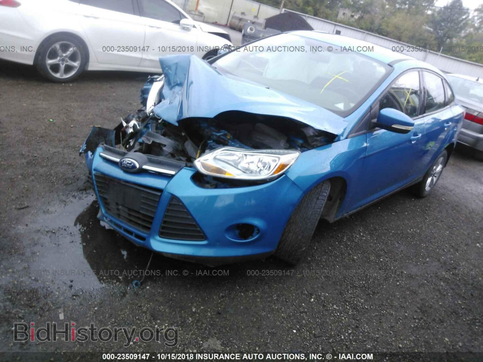 2013 Ford Focus - VIN: 1FADP3F27DL242107 - Фото 2