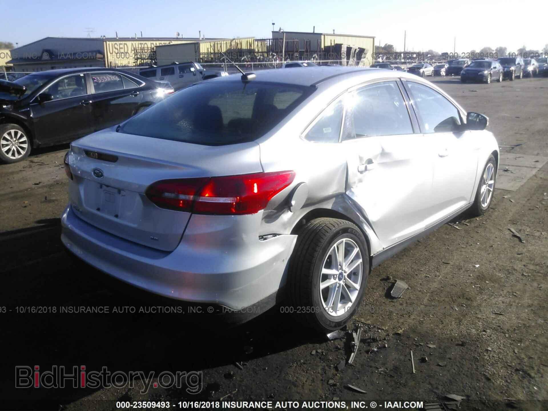 2017 Ford Focus - VIN: 1FADP3F26HL249751 - Фото 4