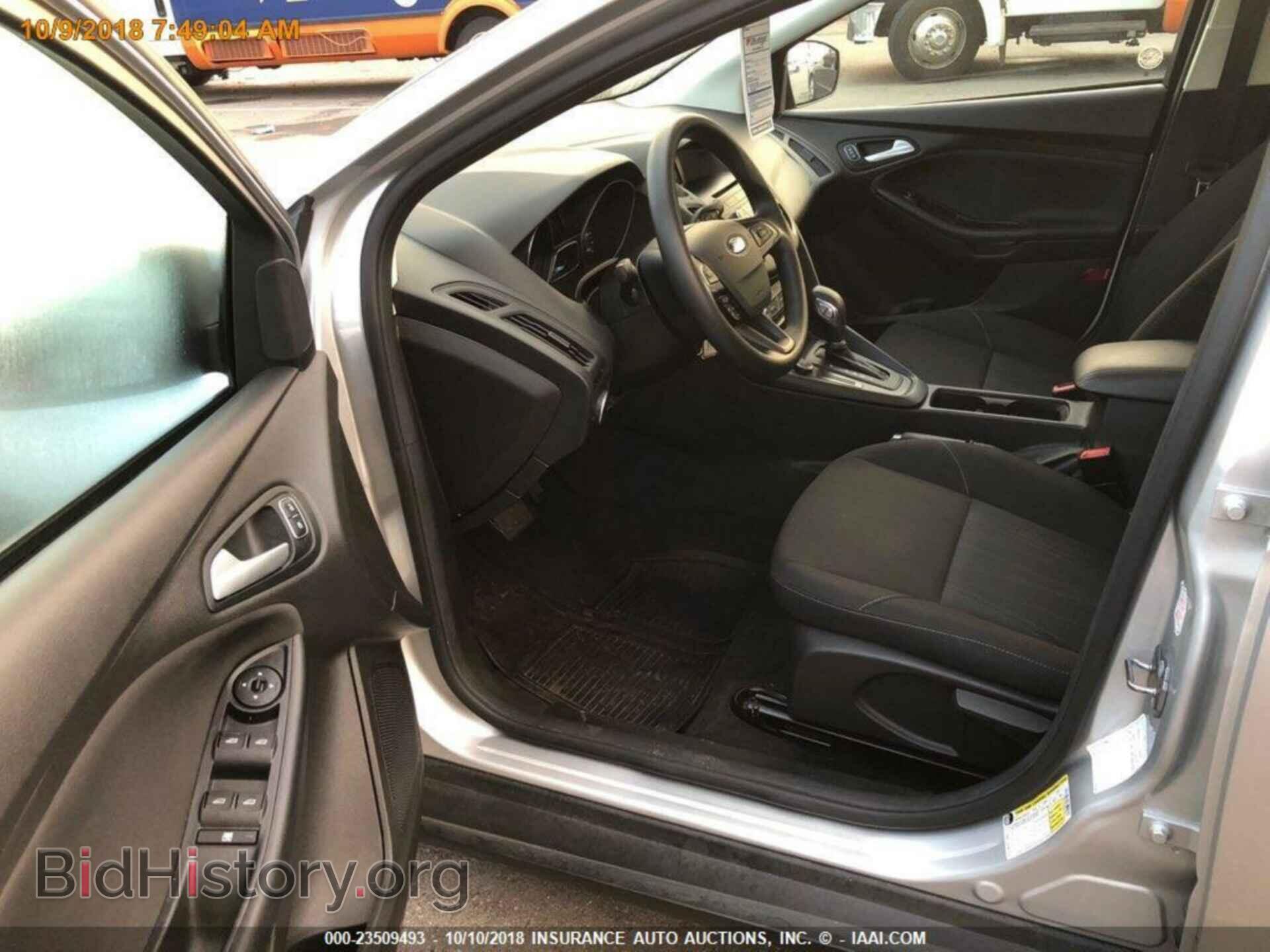2017 Ford Focus - VIN: 1FADP3F26HL249751 - Фото 10