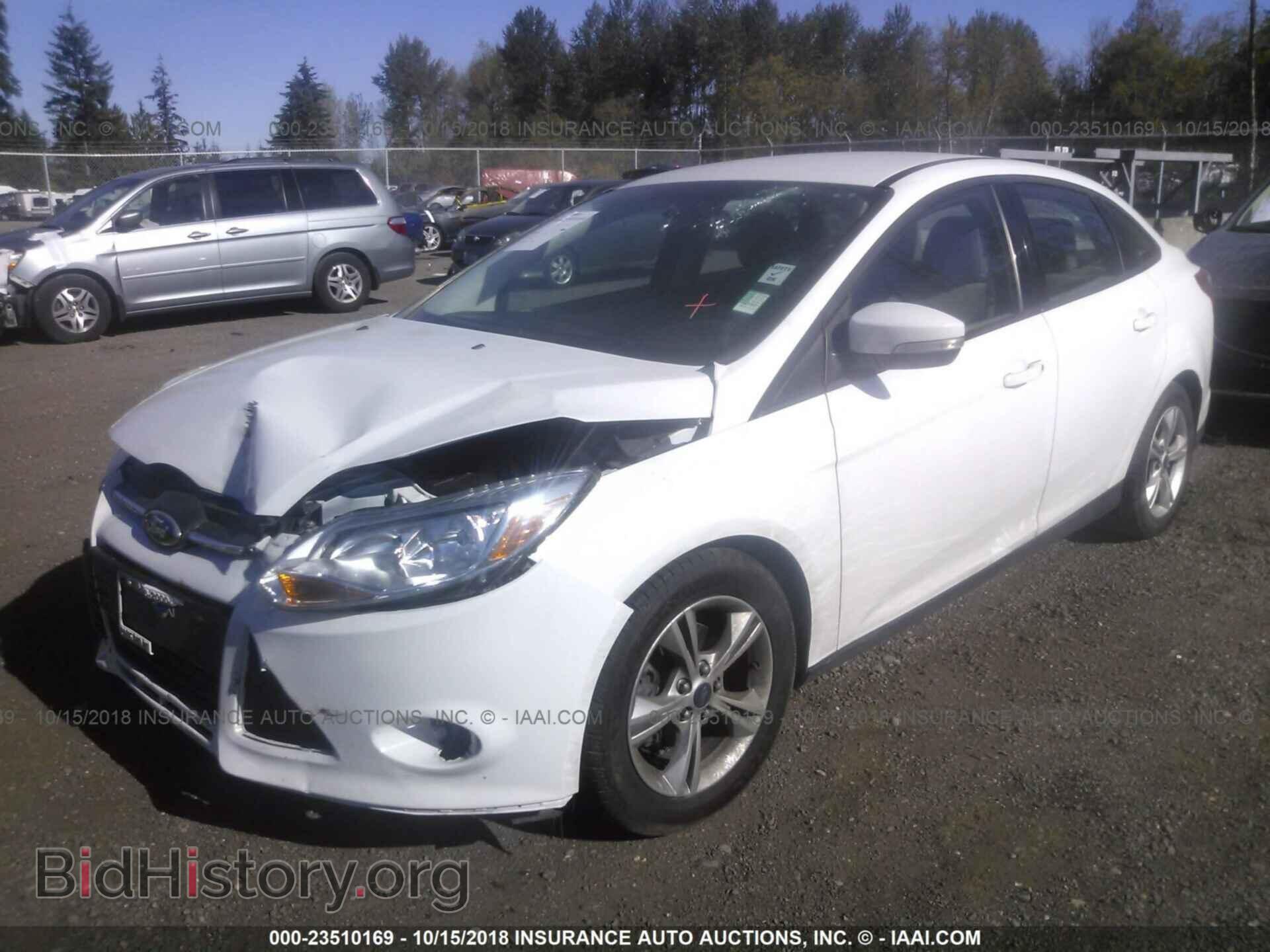 2014 Ford Focus - VIN: 1FADP3F23EL232076 - Фото 2