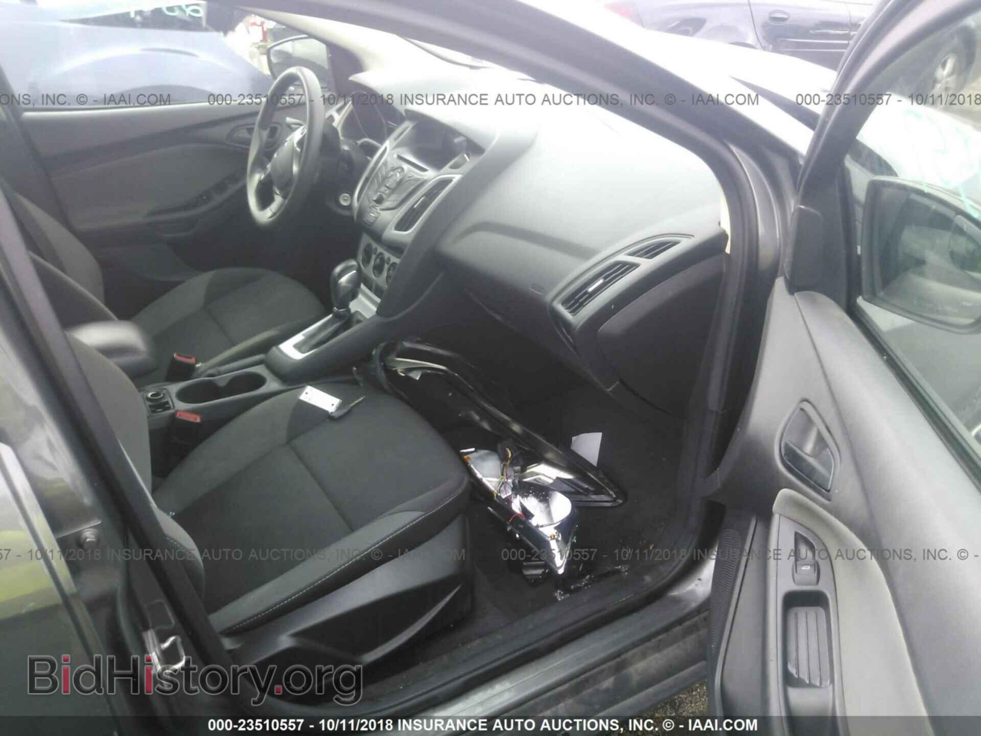 2012 Ford Focus - VIN: 1FAHP3F27CL361209 - Photo 5