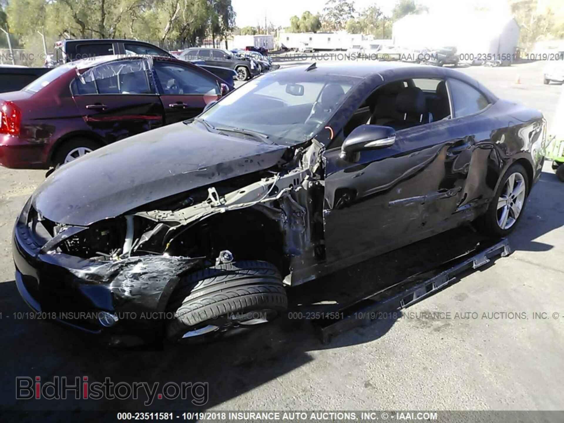 2015 Lexus Is - VIN: JTHFF2C21F2532483 - Photo 2