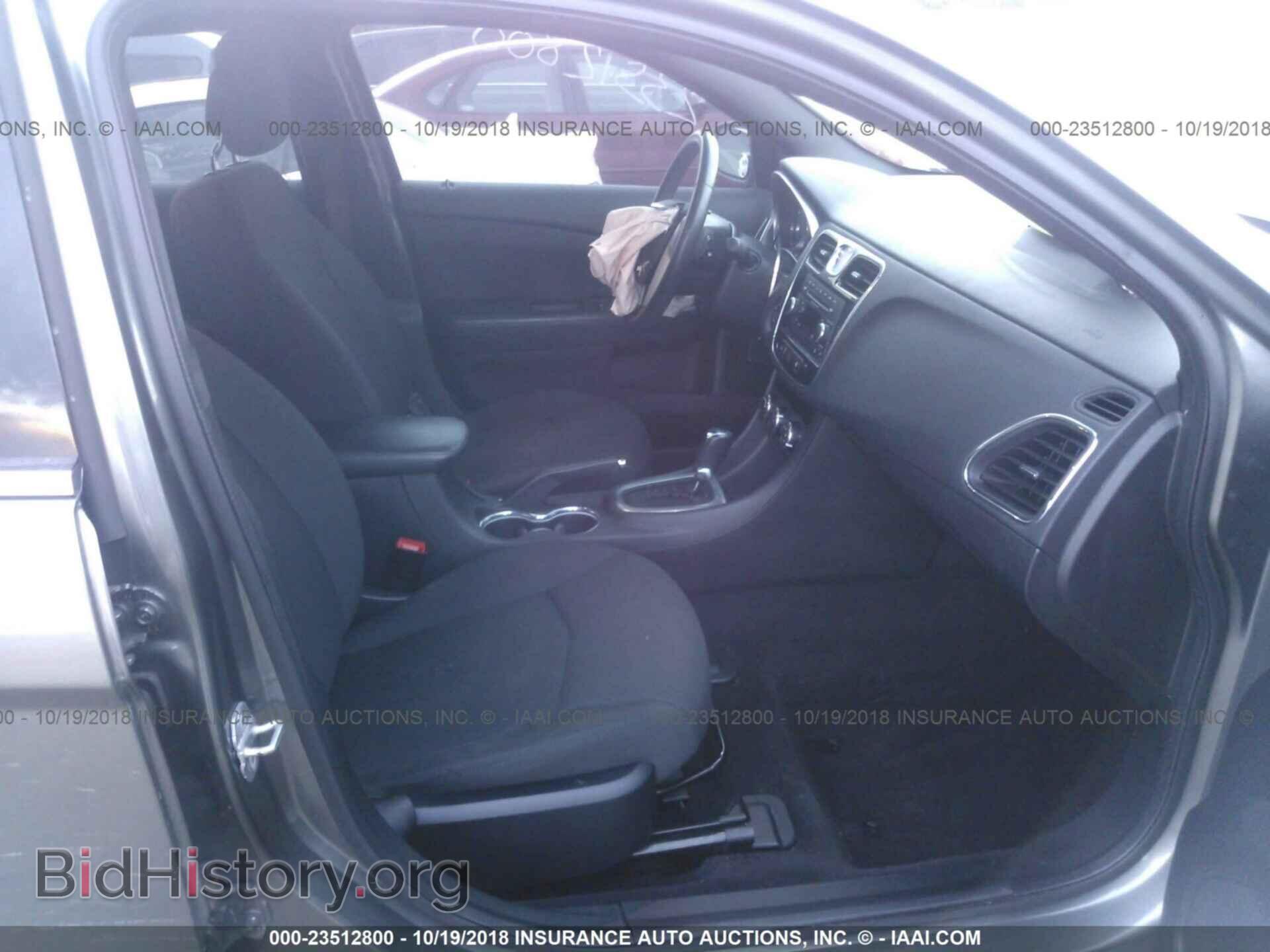 2012 Chrysler 200 - VIN: 1C3CCBBBXCN181165 - Photo 5