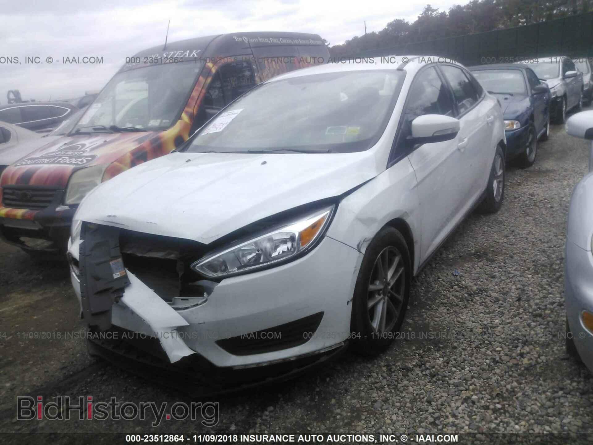 2015 Ford Focus - VIN: 1FADP3F25FL251777 - Фото 2