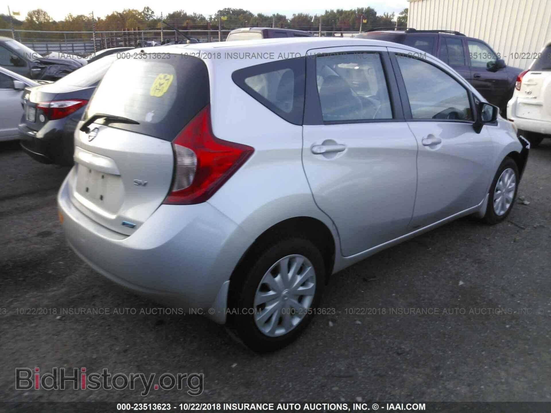 2015 Nissan Versa note - VIN: 3N1CE2CP0FL425350 - Photo 4