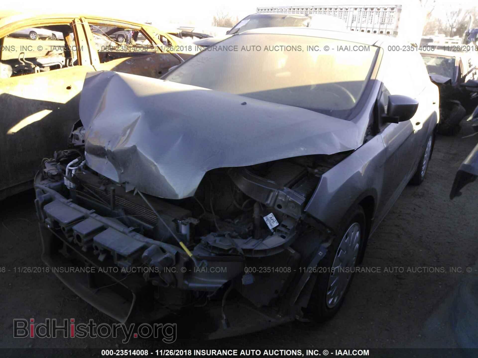 2012 Ford Focus - VIN: 1FAHP3F26CL250781 - Photo 2