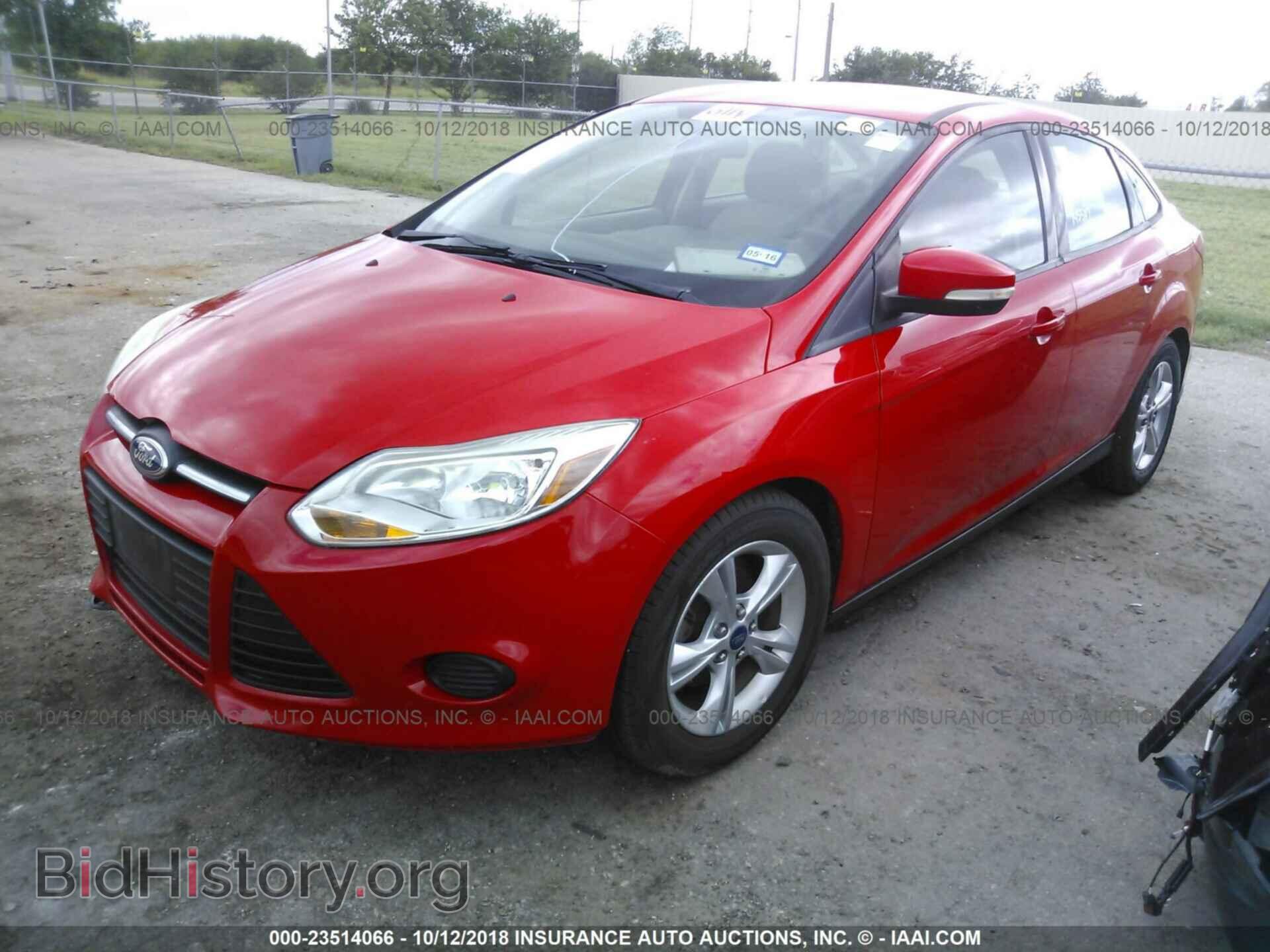2014 Ford Focus - VIN: 1FADP3F20EL145509 - Photo 2