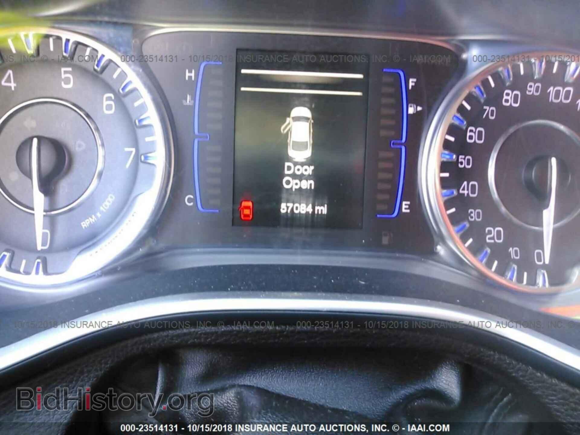 2015 Chrysler 200 - VIN: 1C3CCCAB7FN690609 - Photo 7