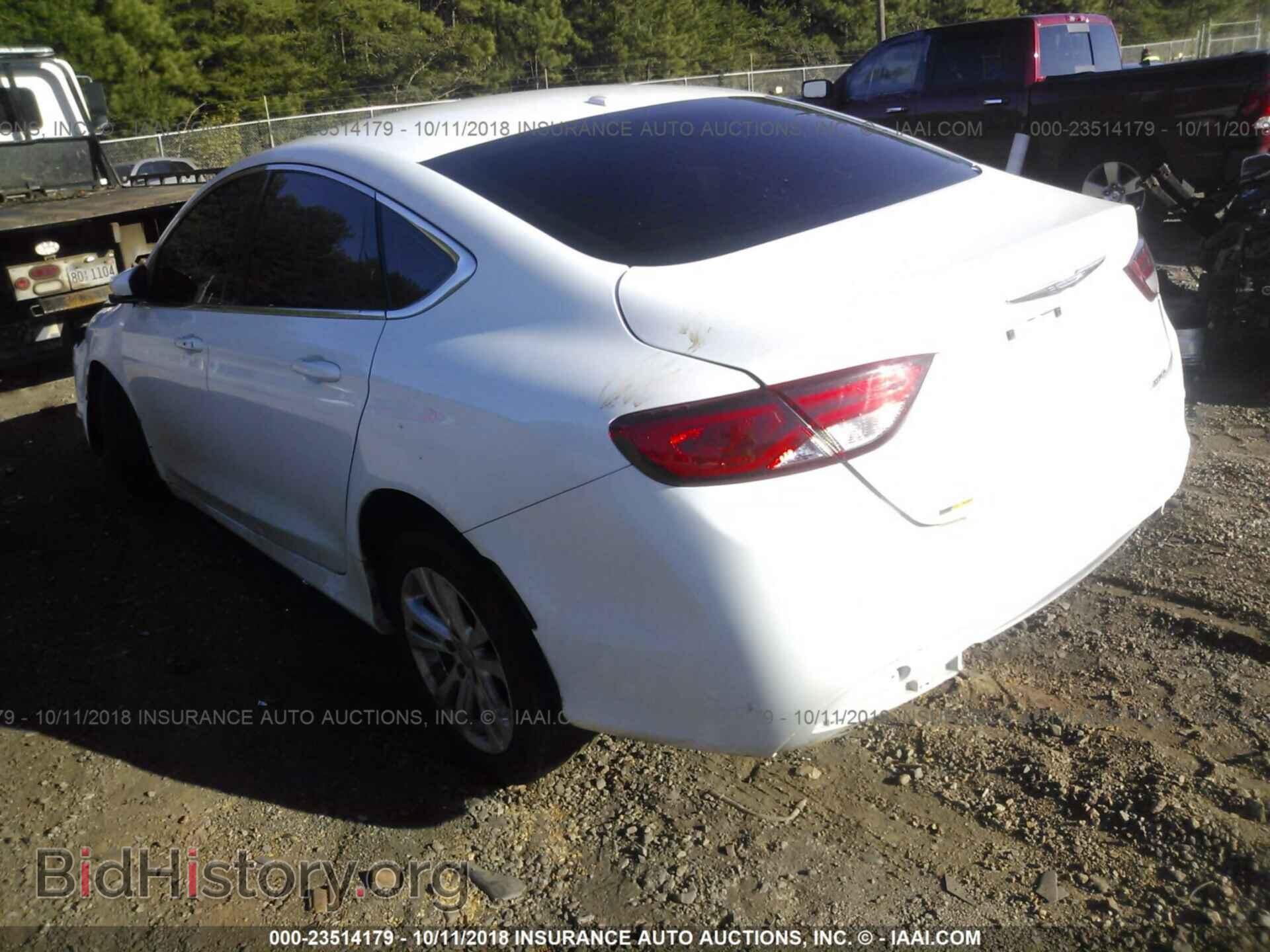 2015 Chrysler 200 - VIN: 1C3CCCAB7FN744863 - Photo 3