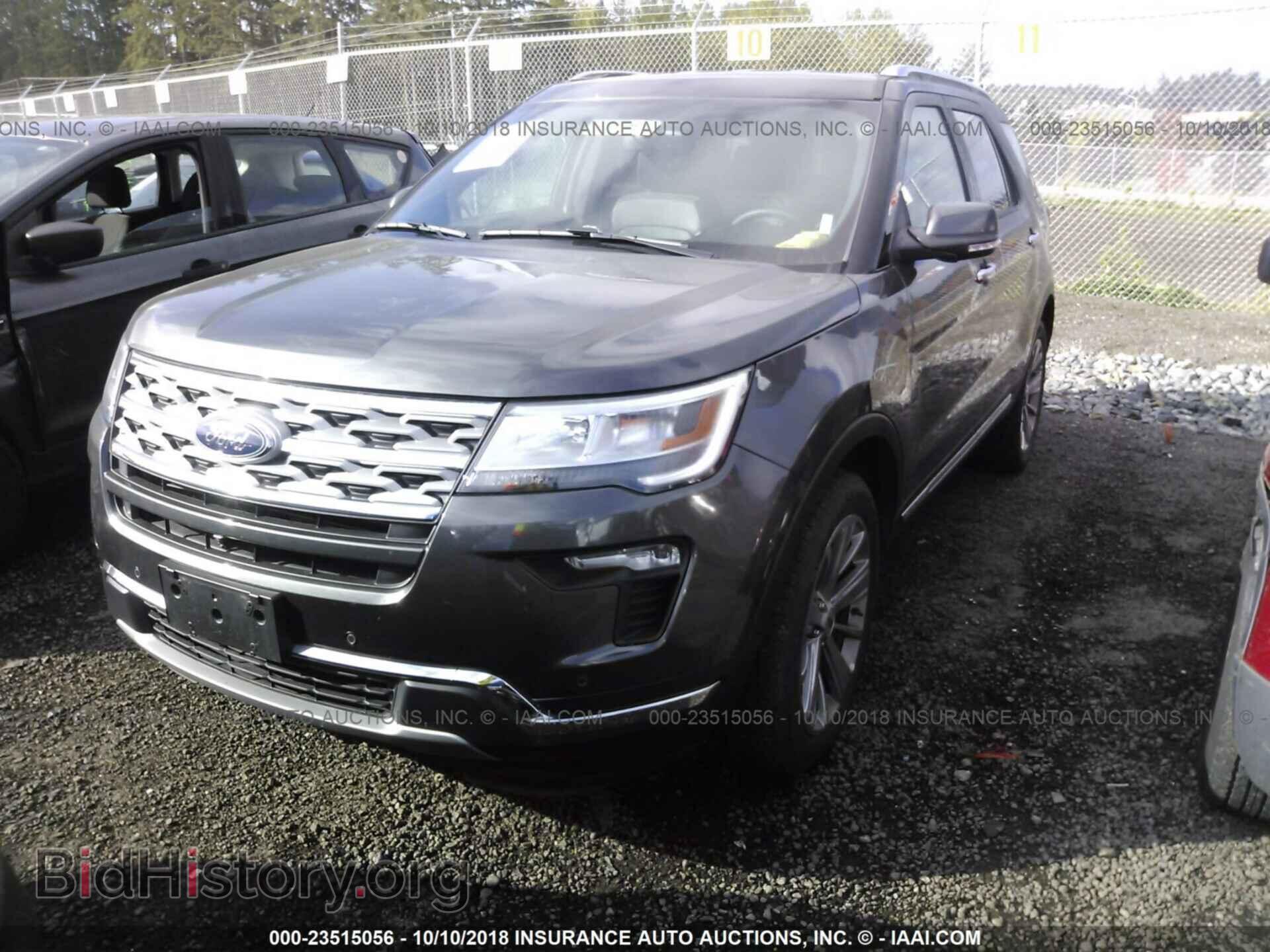 2018 Ford Explorer - VIN: 1FM5K8F89JGC16199 - Фото 2