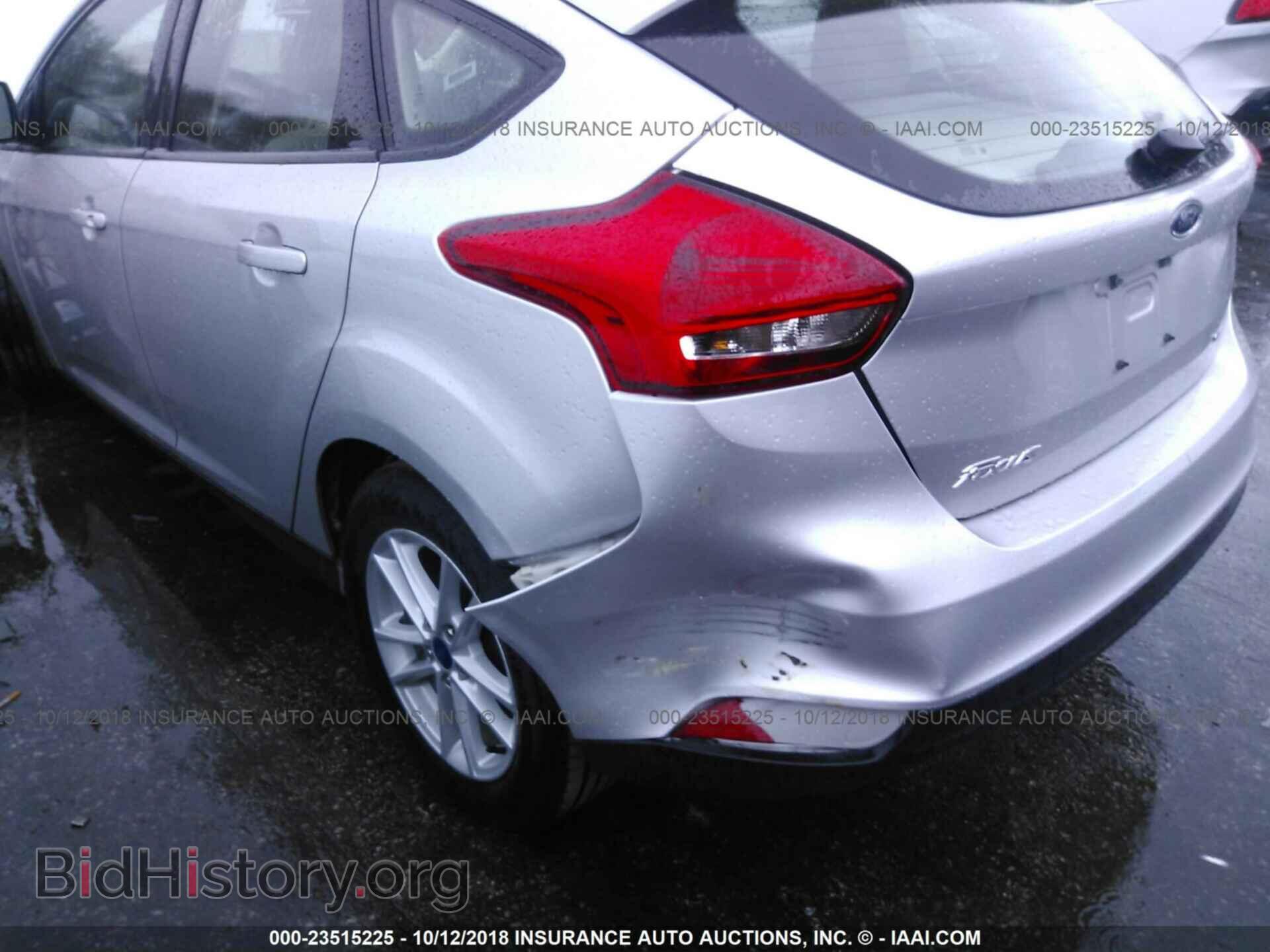 2018 Ford Focus - VIN: 1FADP3K2XJL327136 - Фото 6
