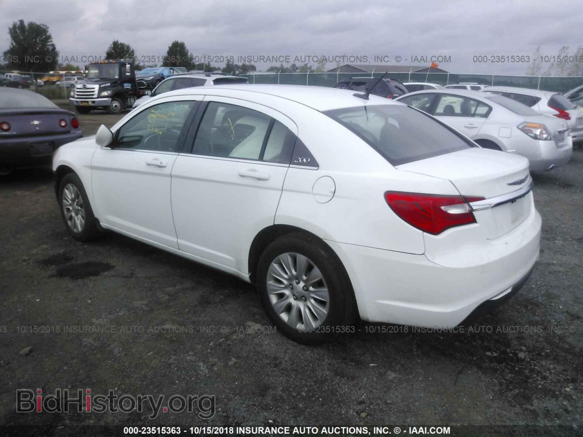 2013 Chrysler 200 - VIN: 1C3CCBAB8DN559616 - Photo 3