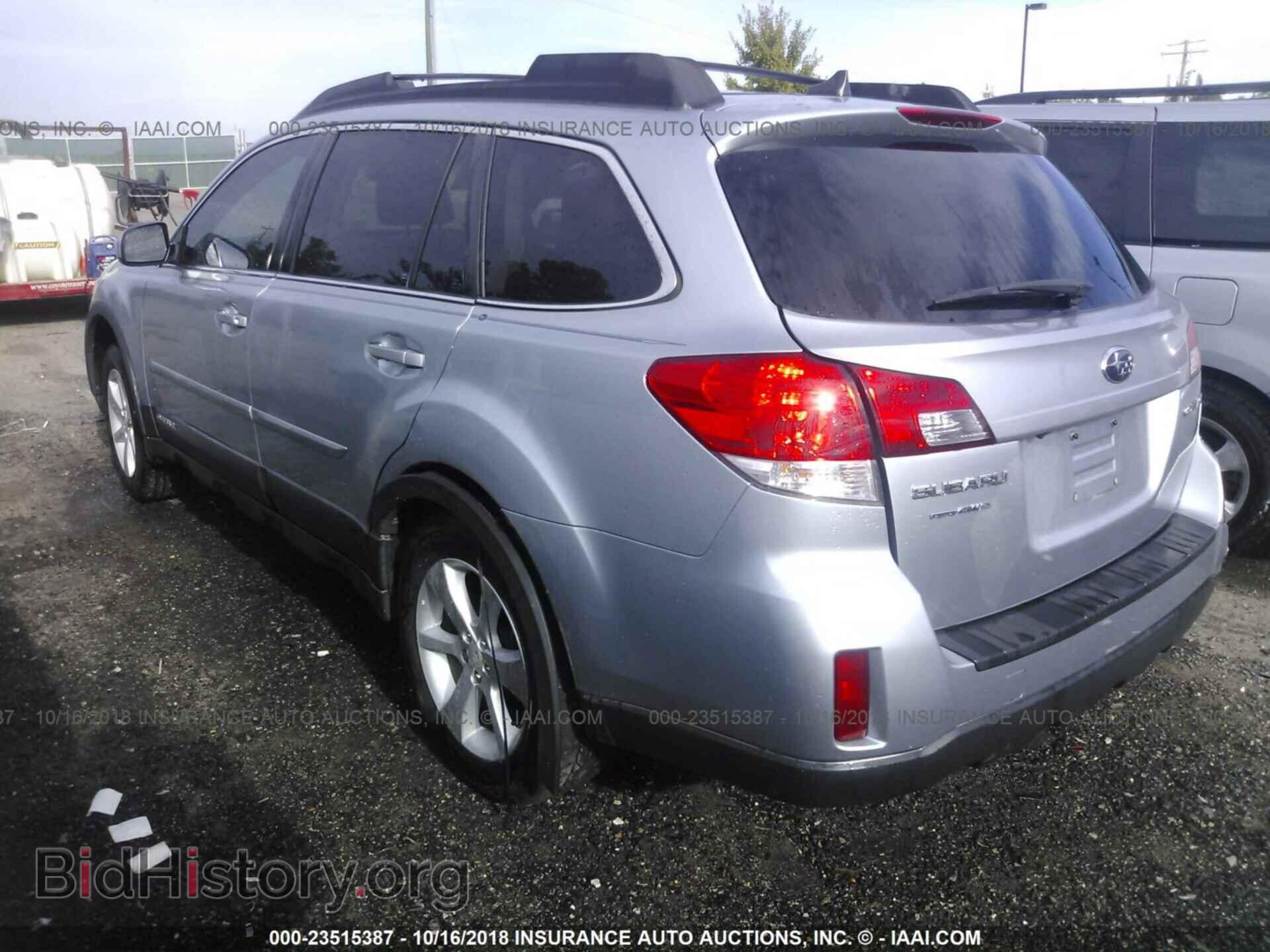 2013 Subaru Outback - VIN: 4S4BRBPC2D3303047 - Photo 3
