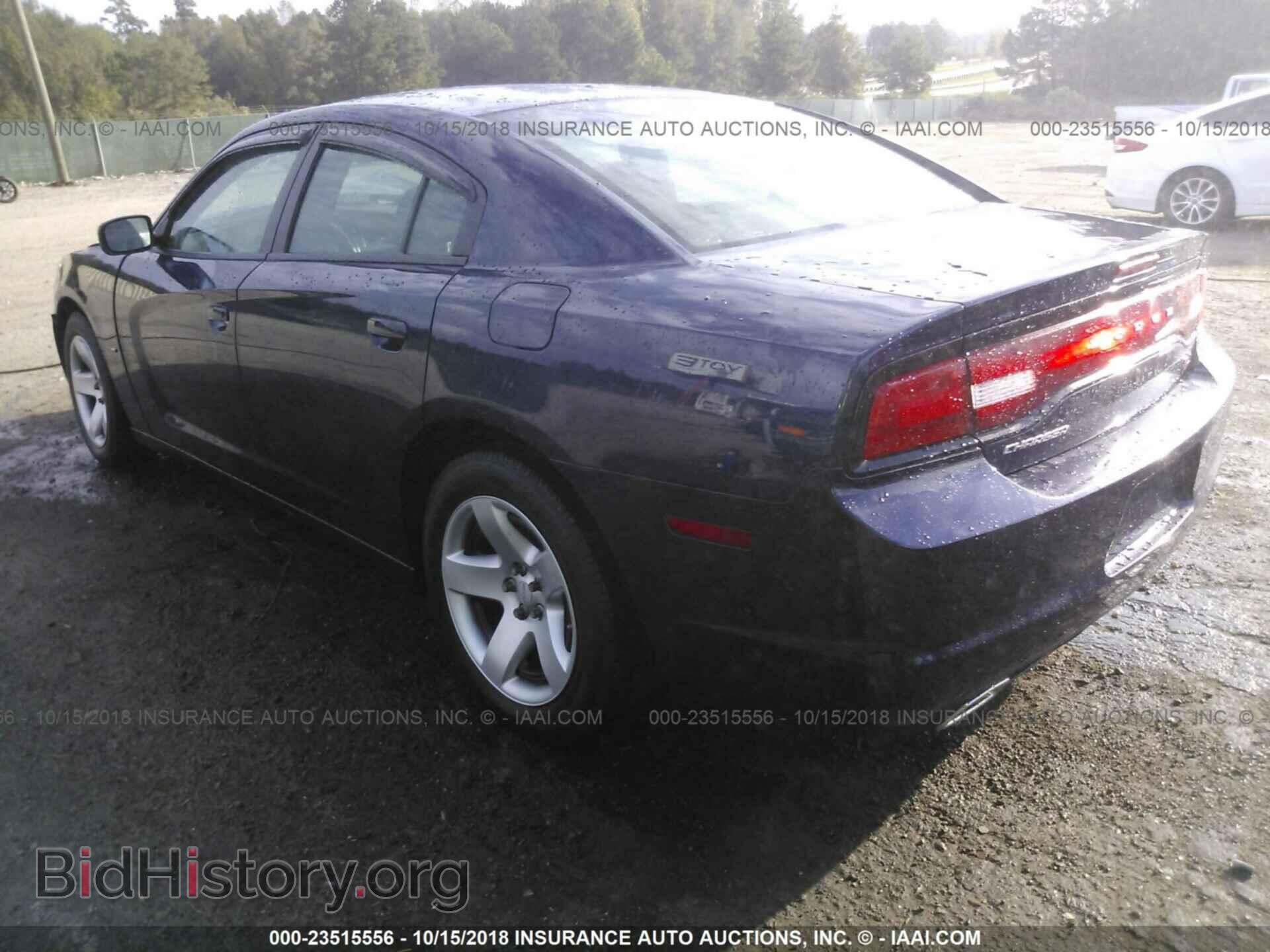 2013 Dodge Charger - VIN: 2C3CDXAT8DH689911 - Photo 3