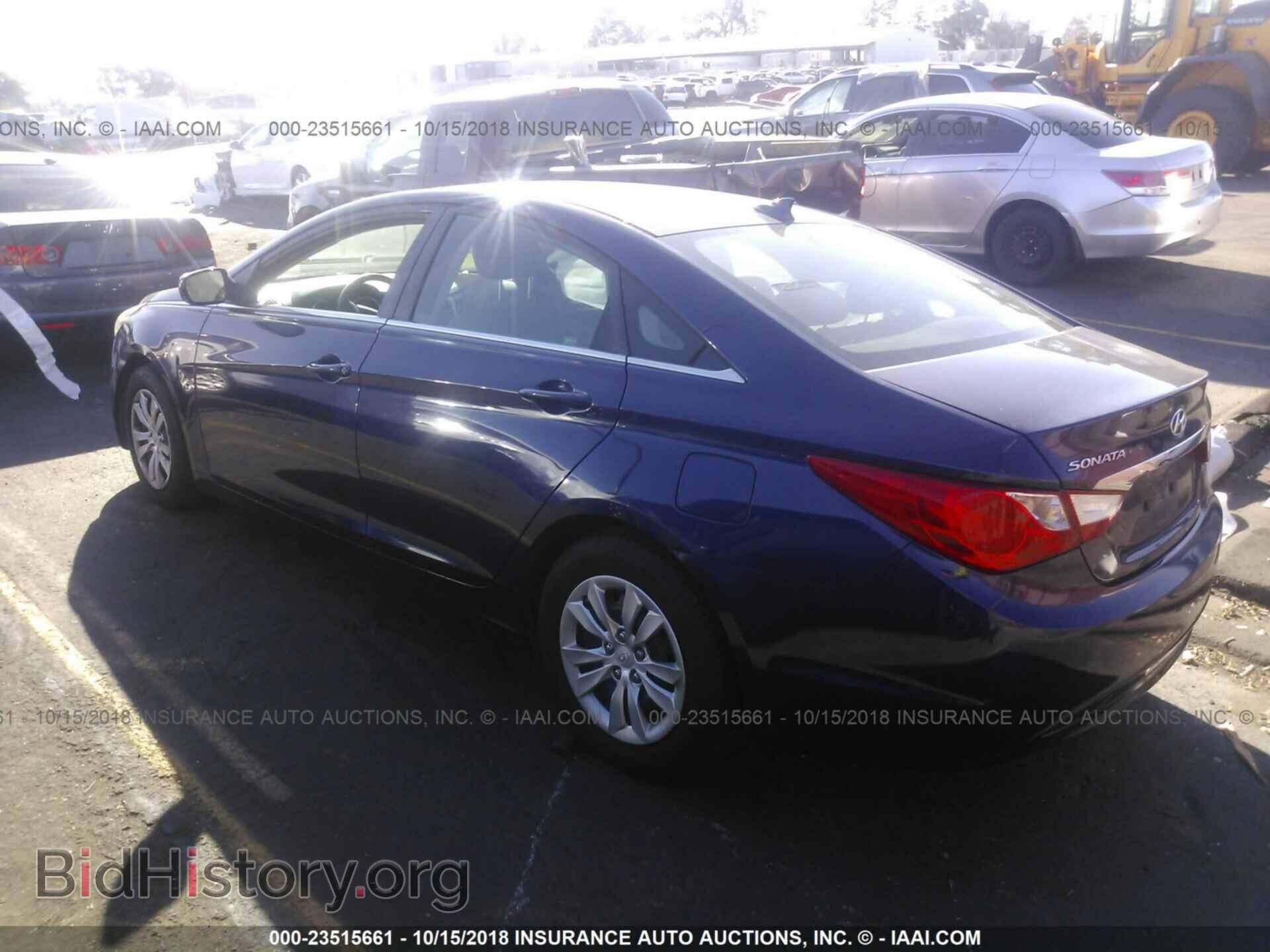 2012 Hyundai Sonata - VIN: 5NPEB4AC8CH424968 - Фото 3
