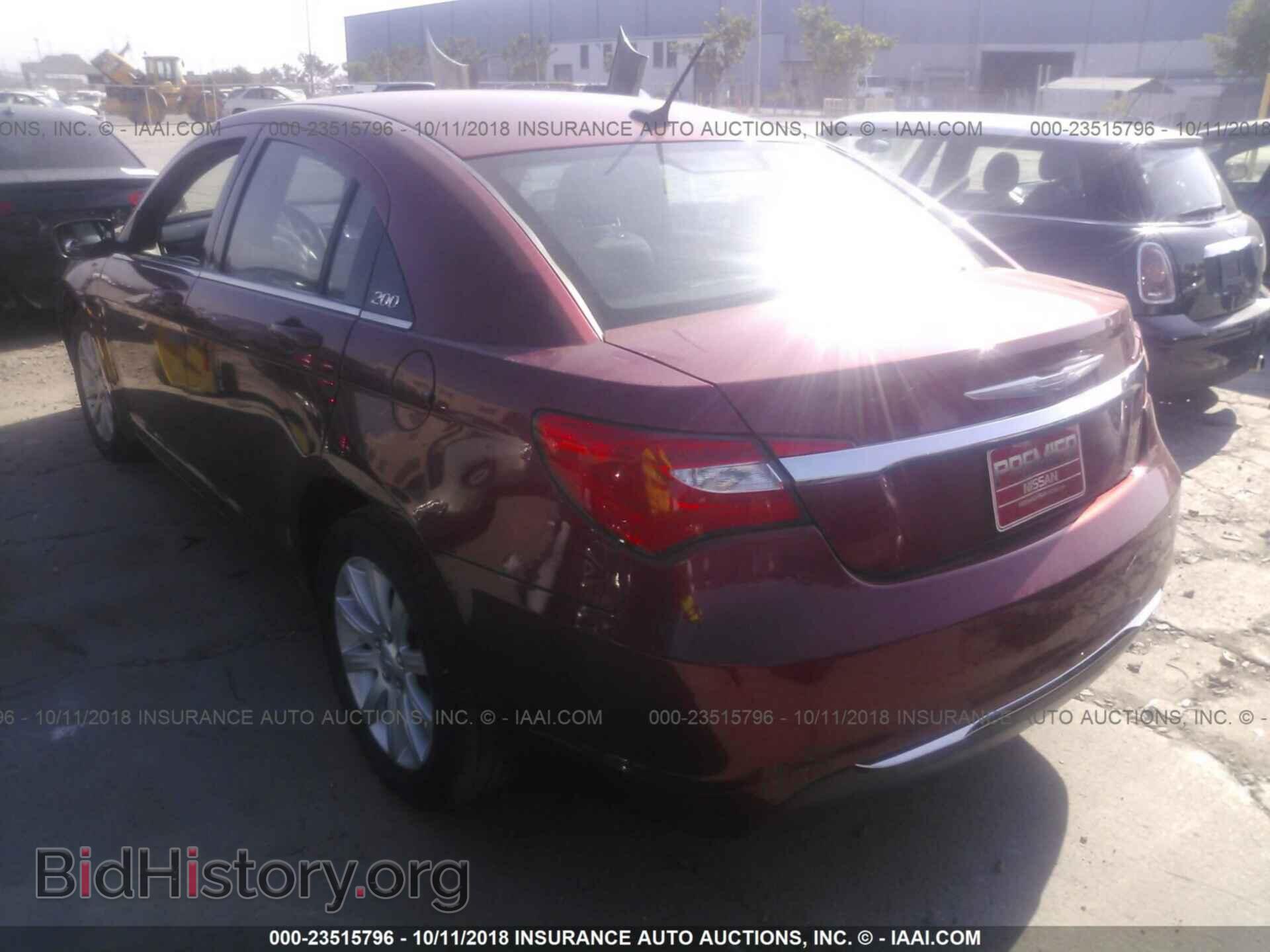 2012 Chrysler 200 - VIN: 1C3CCBBB0CN235914 - Фото 3