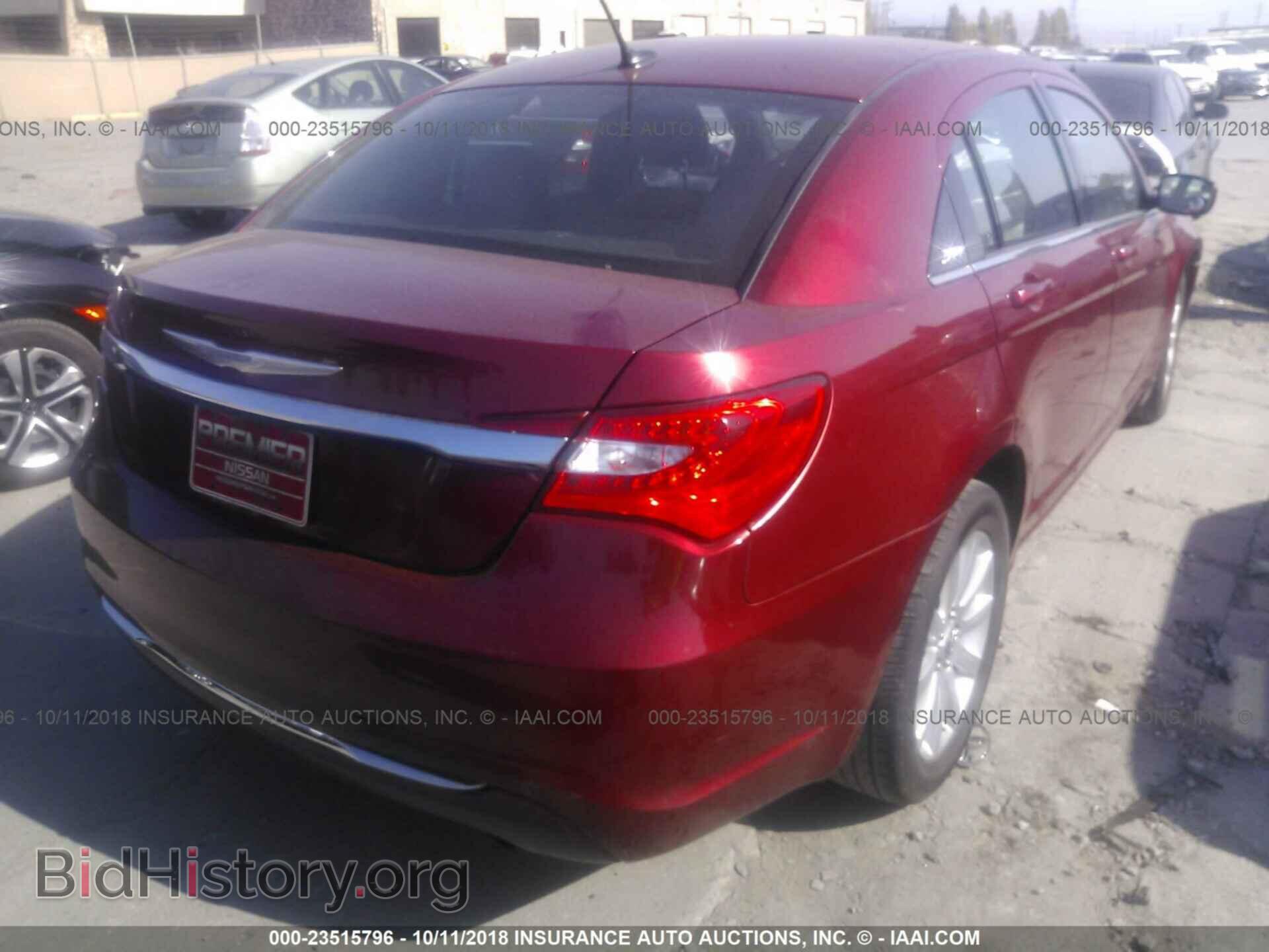 2012 Chrysler 200 - VIN: 1C3CCBBB0CN235914 - Фото 4