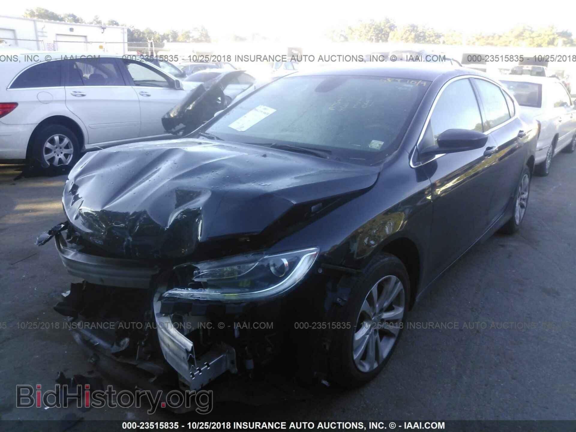 2016 Chrysler 200 - VIN: 1C3CCCAB2GN174644 - Photo 2