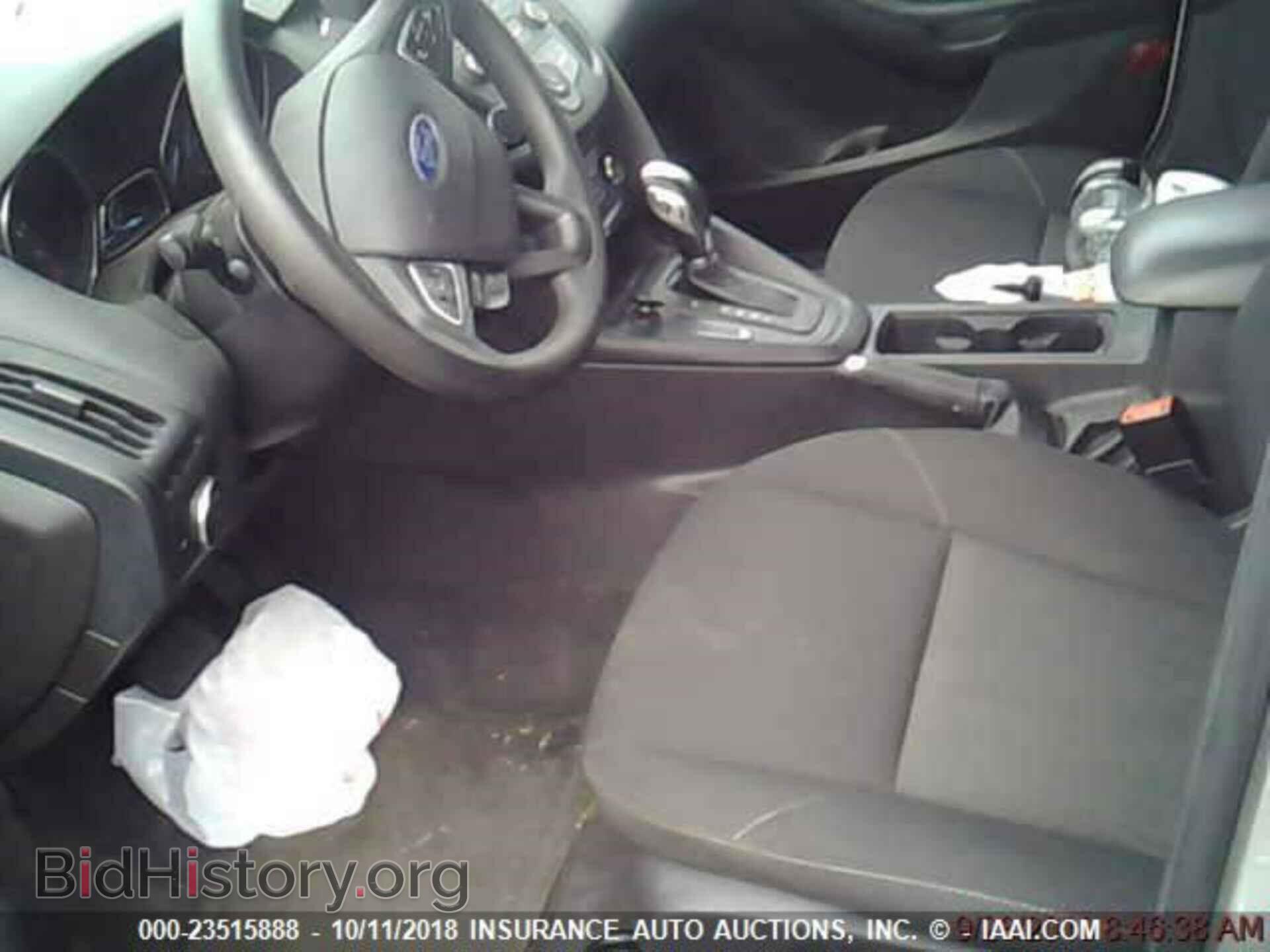 2016 Ford Focus - VIN: 1FADP3K29GL331624 - Фото 3