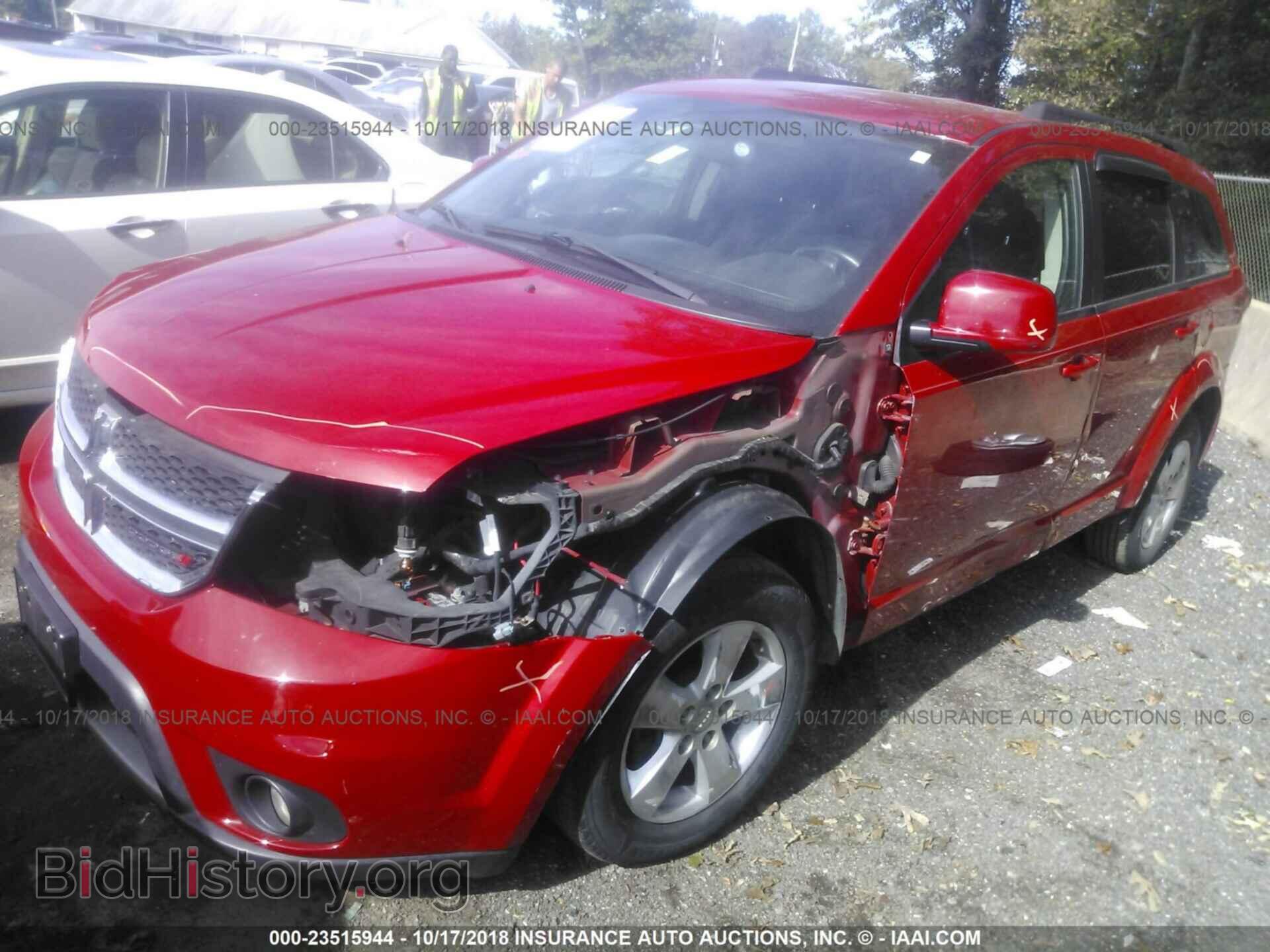 2012 Dodge Journey - VIN: 3C4PDCBGXCT296828 - Фото 2