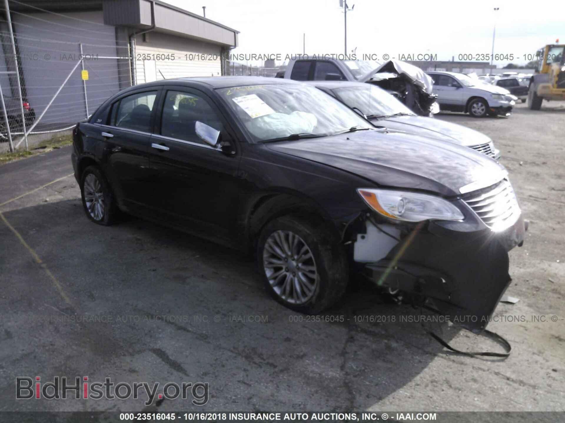 Photo 1C3BC2FB8BN611361 - Chrysler 200 2011