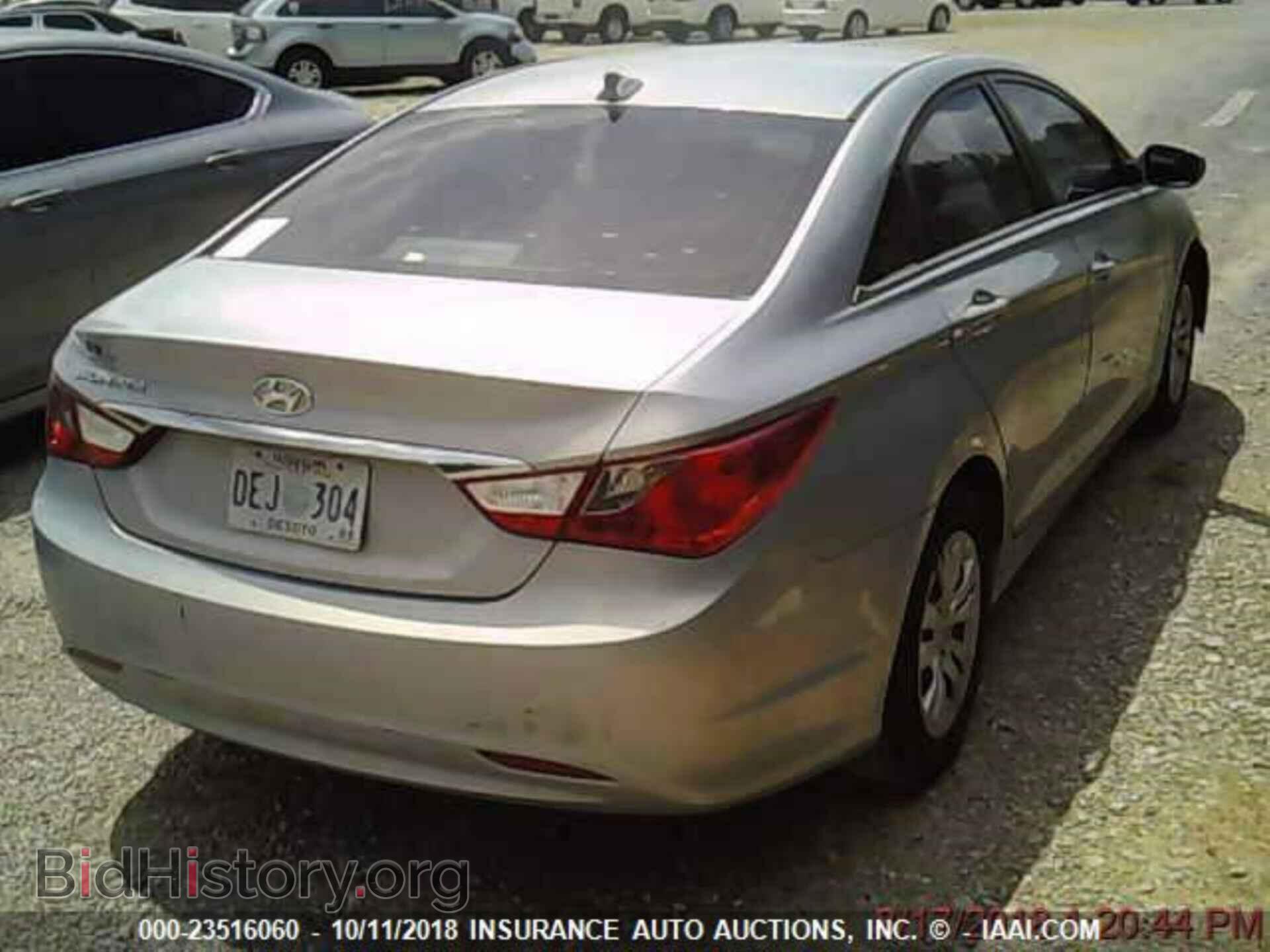 2012 Hyundai Sonata - VIN: 5NPEB4AC3CH487492 - Photo 2