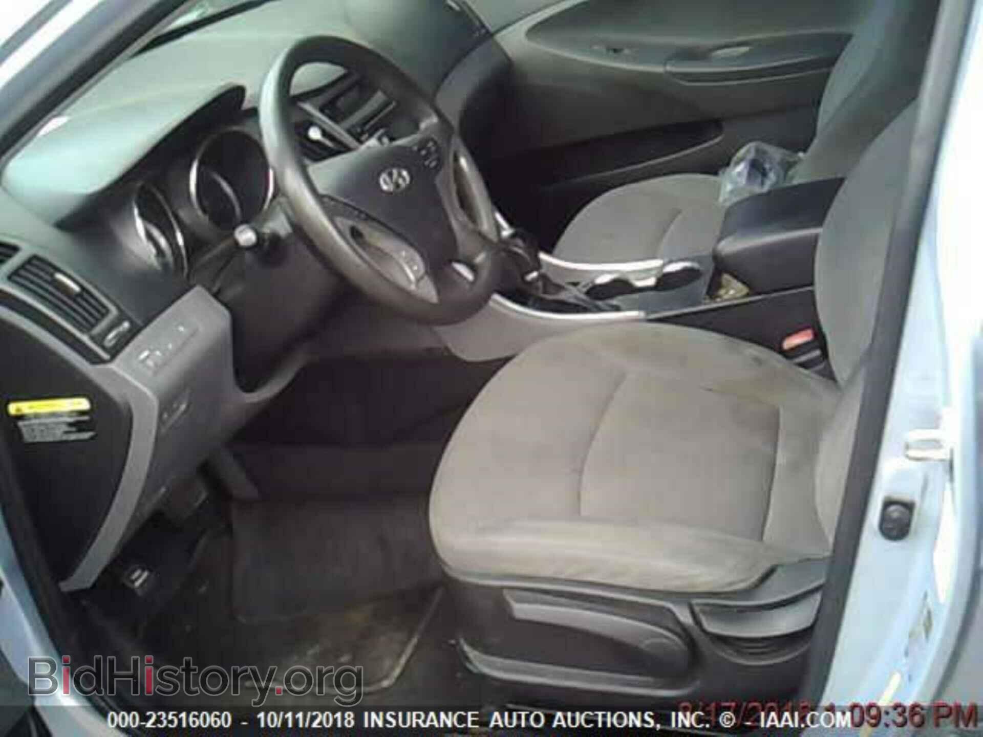 2012 Hyundai Sonata - VIN: 5NPEB4AC3CH487492 - Photo 4