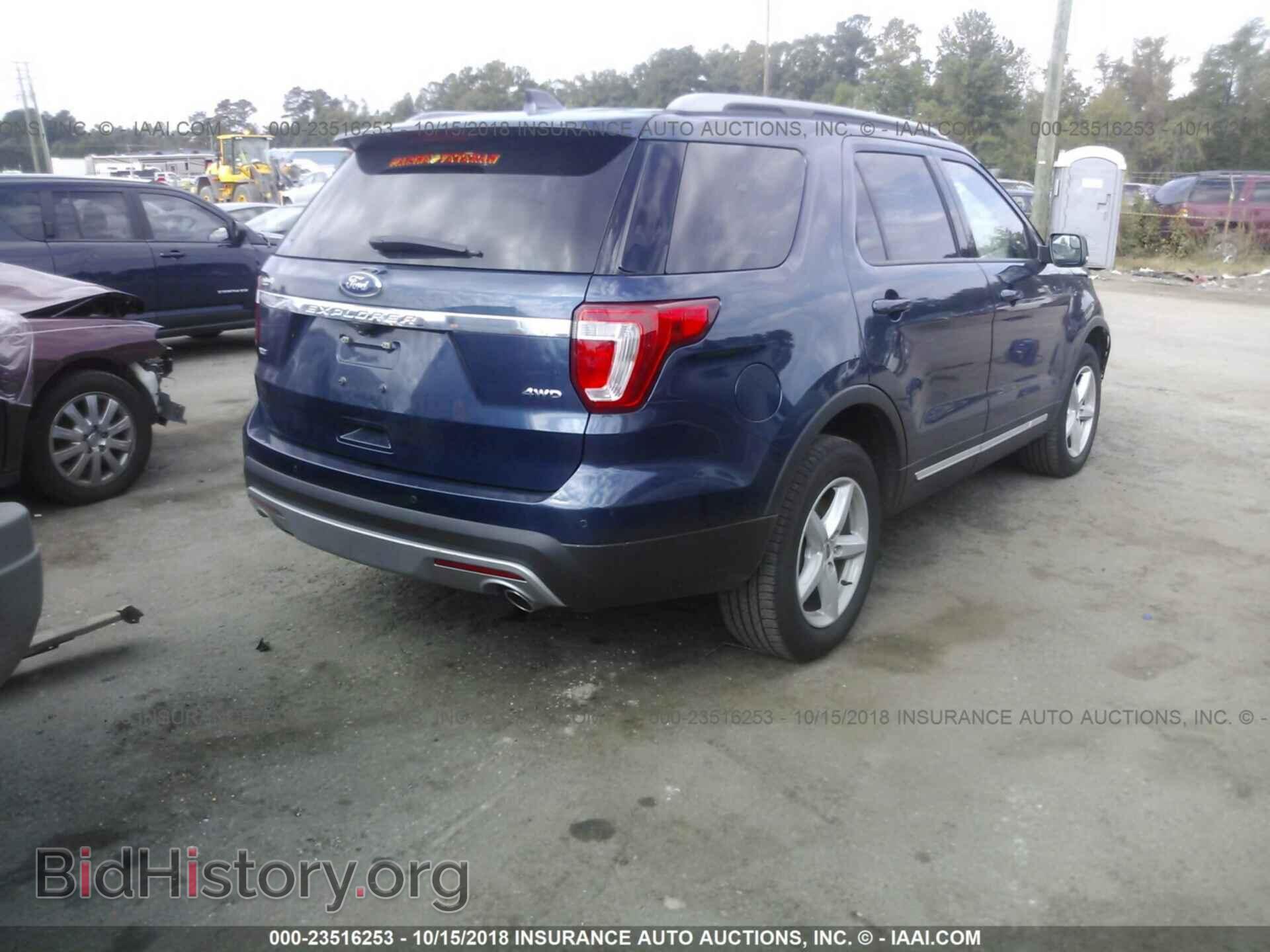 2017 Ford Explorer - VIN: 1FM5K8D82HGD00653 - Фото 4