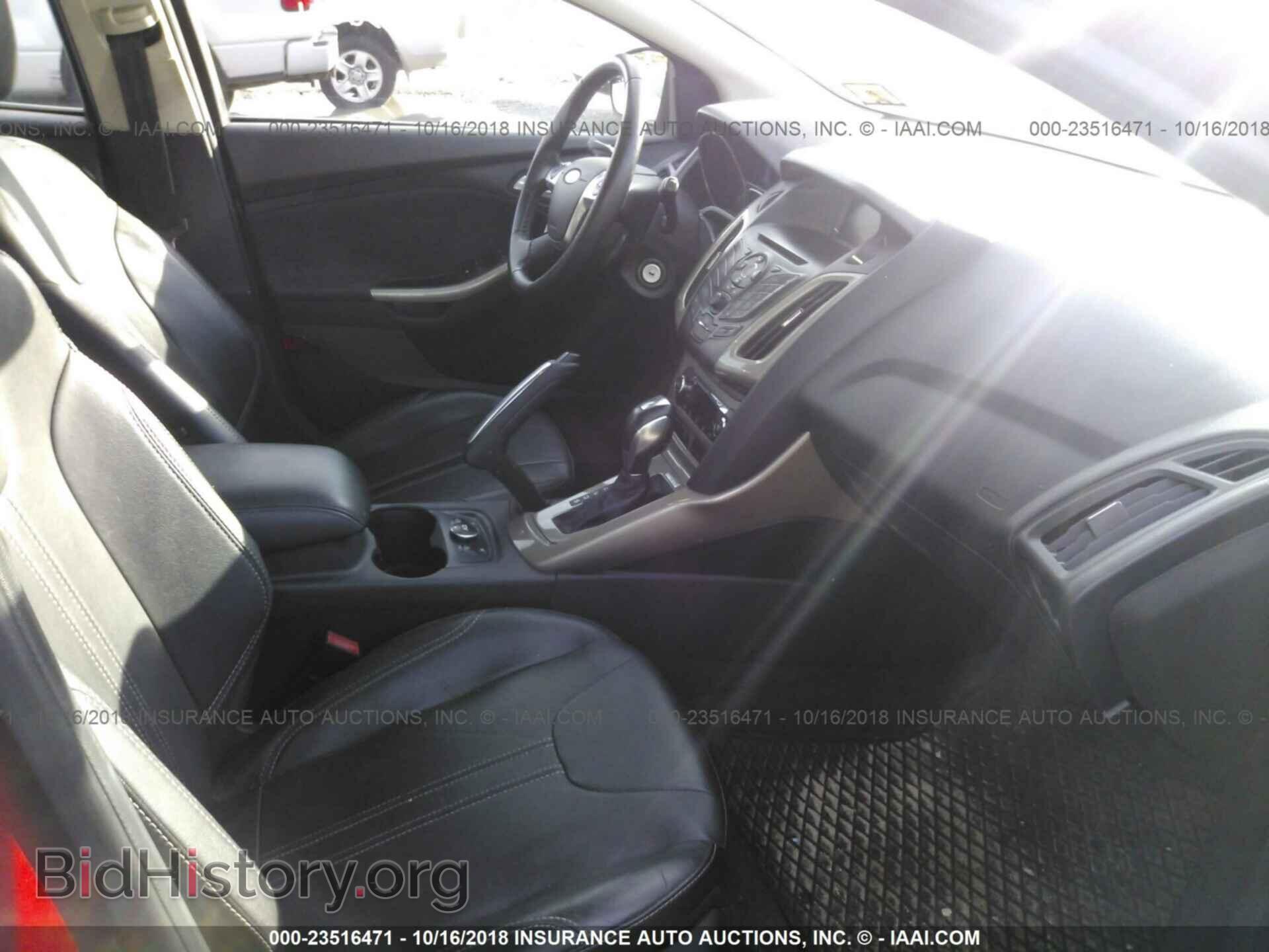 2012 Ford Focus - VIN: 1FAHP3M23CL307523 - Photo 5