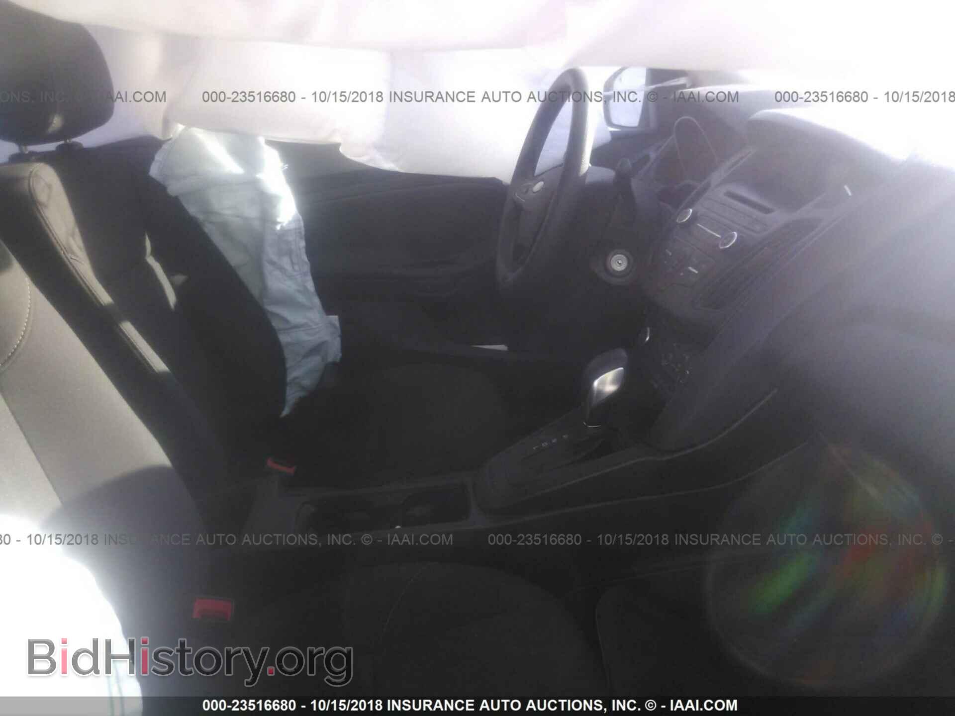 2016 Ford Focus - VIN: 1FADP3E28GL339502 - Фото 5