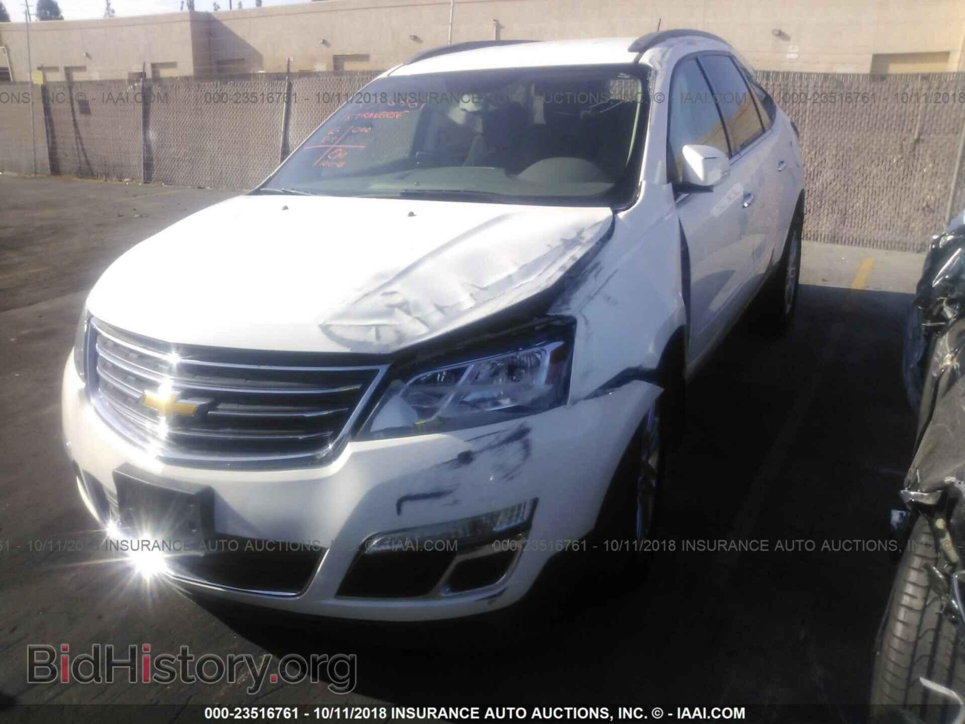 2015 Chevrolet Traverse - VIN: 1GNKRGKD0FJ322915 - Фото 2