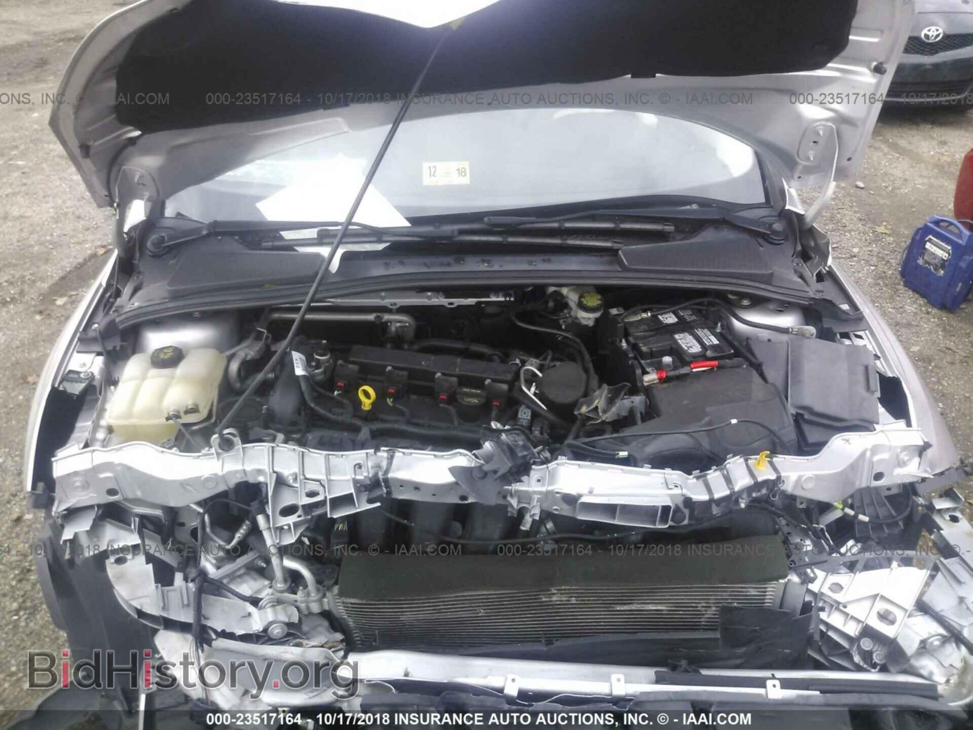 2014 Ford Focus - VIN: 1FADP3F26EL221766 - Photo 10