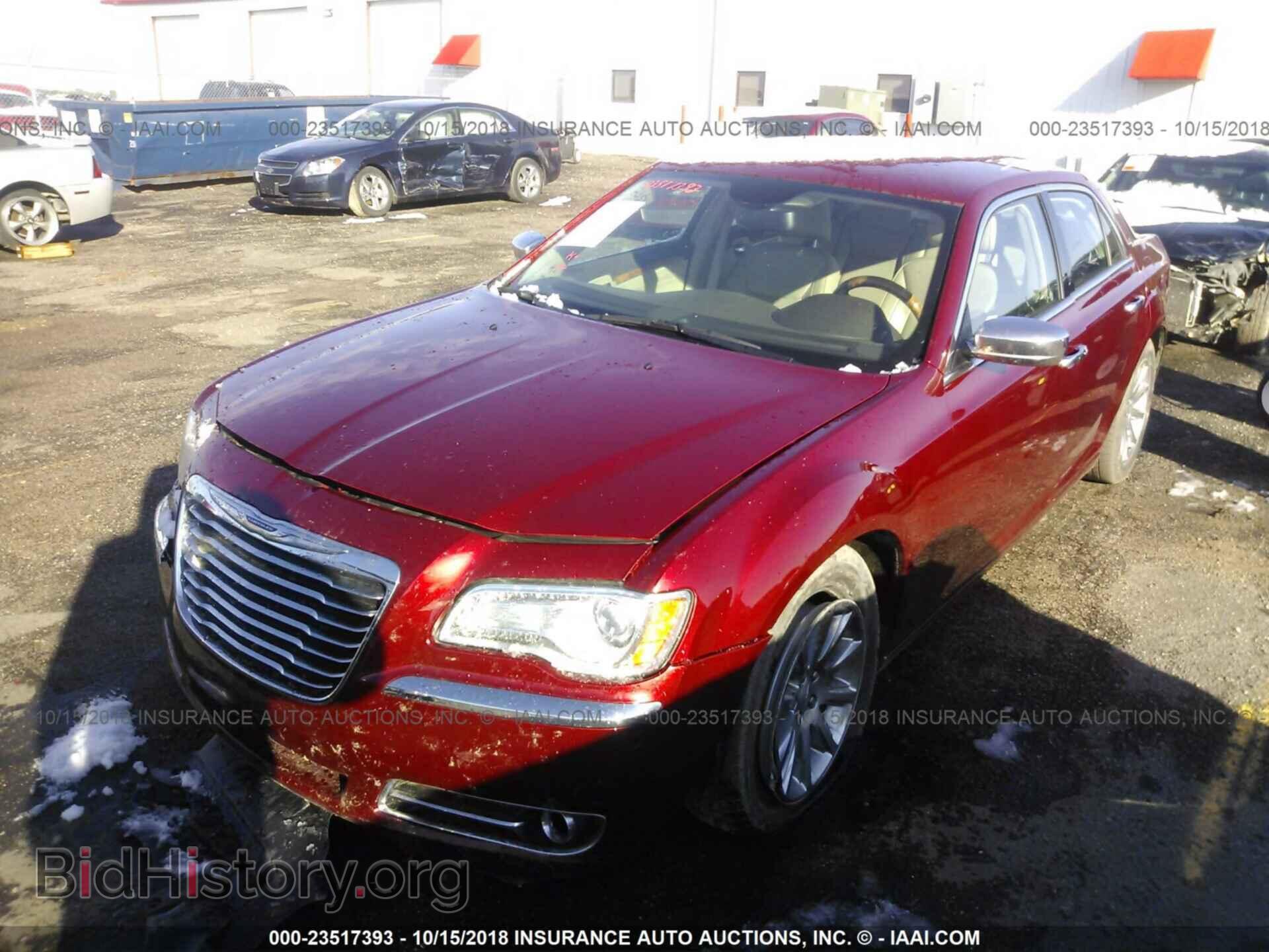 2013 Chrysler 300c - VIN: 2C3CCAET0DH716979 - Фото 2