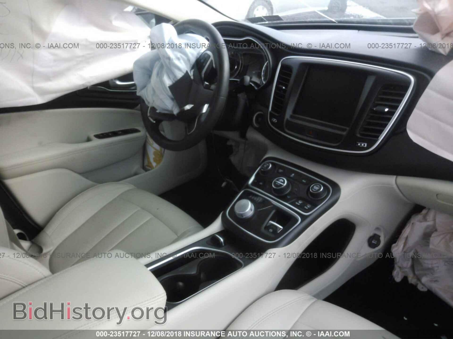 2016 Chrysler 200 - VIN: 1C3CCCAG2GN183761 - Фото 5