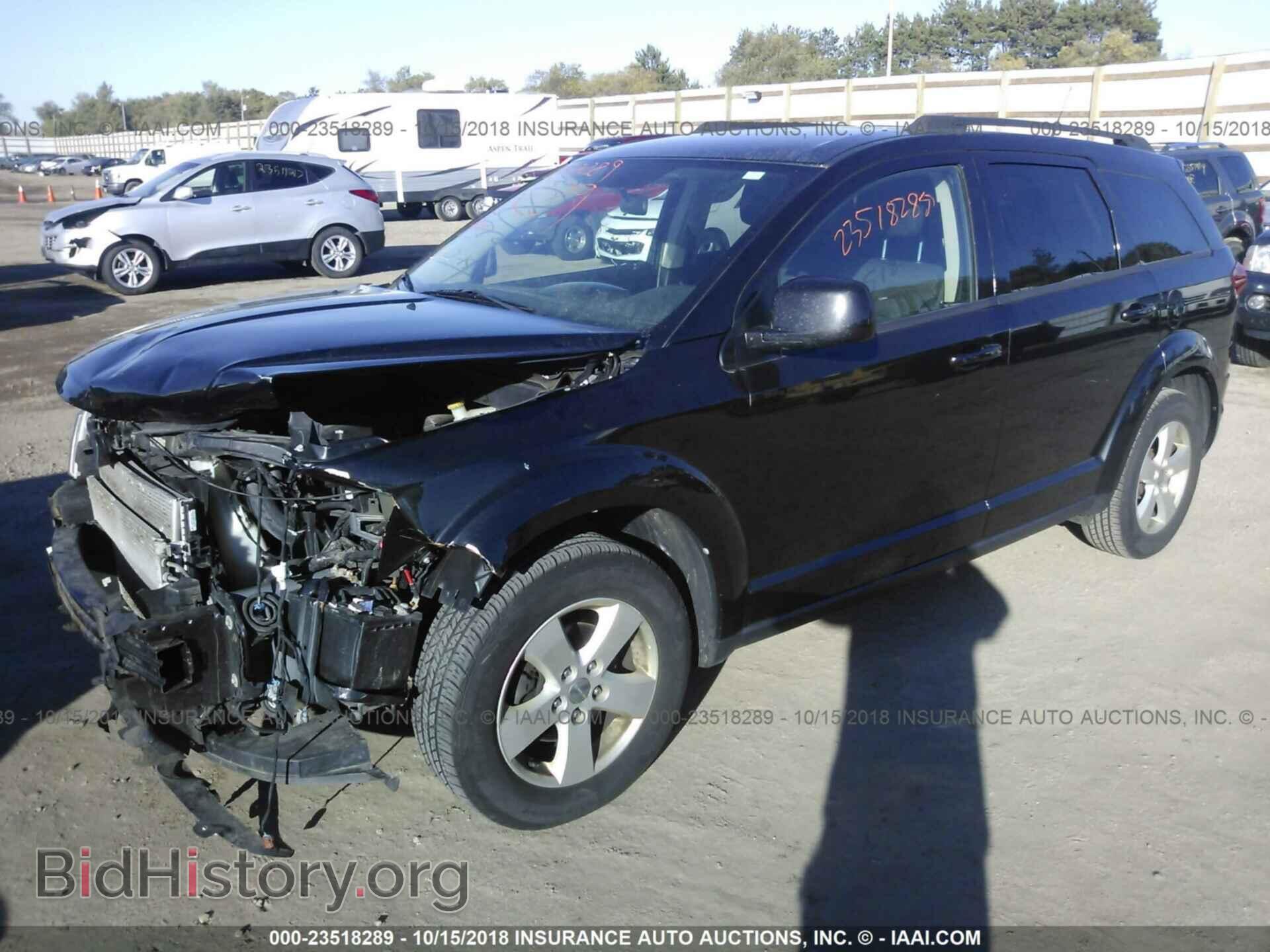 2011 Dodge Journey - VIN: 3D4PG1FG8BT505569 - Фото 2