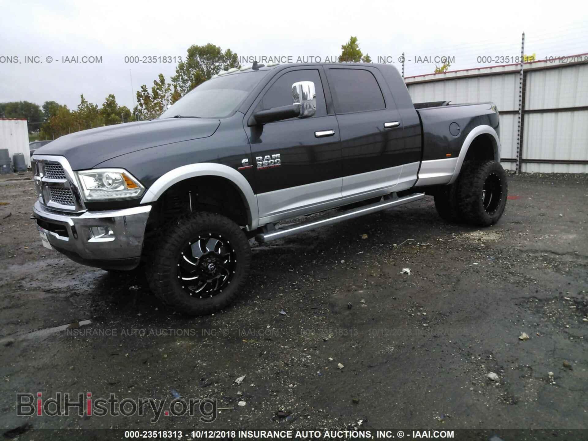 2015 Ram 3500 - VIN: 3C63RRML3FG590203 - Фото 2