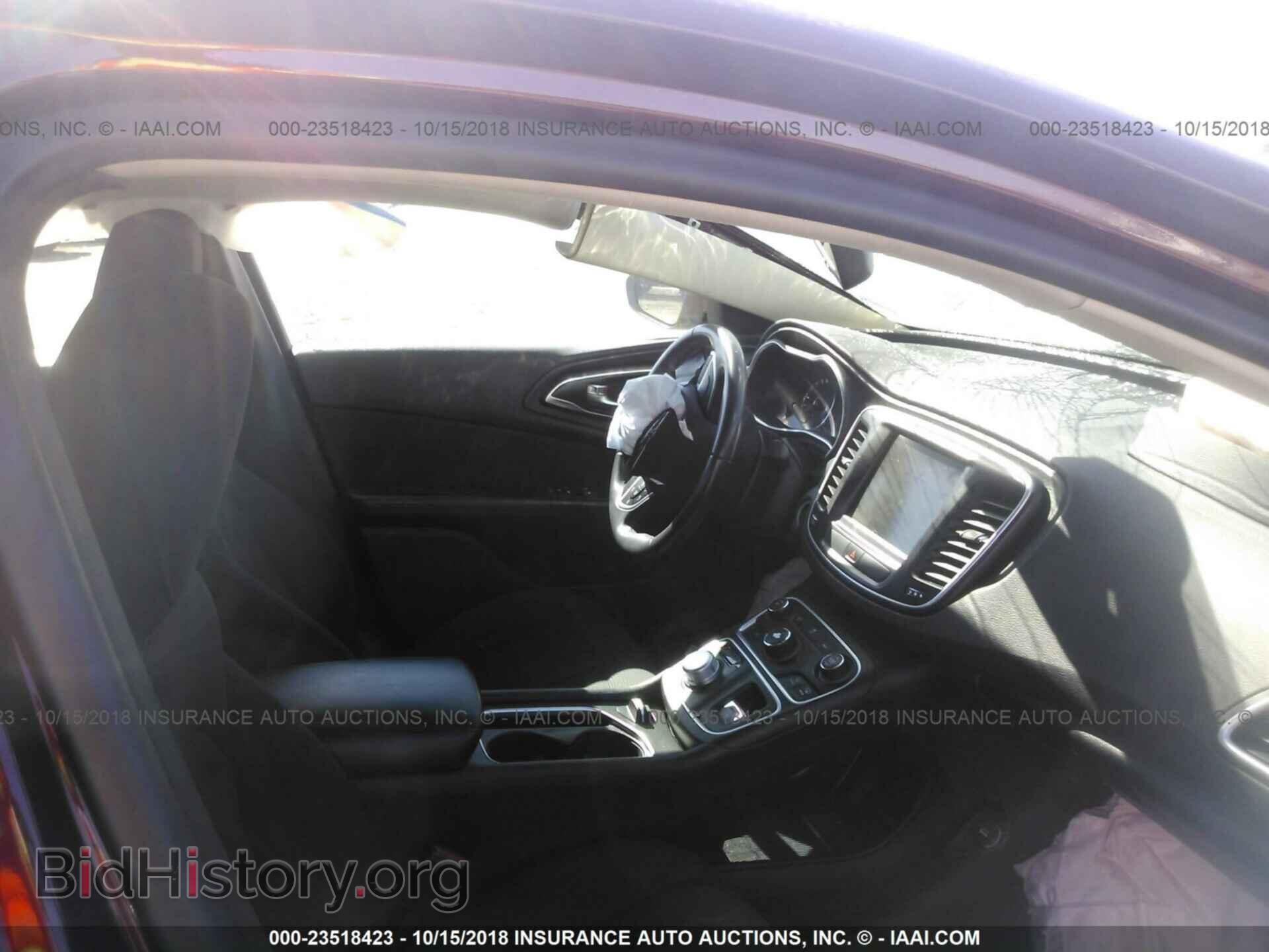 2016 Chrysler 200 - VIN: 1C3CCCAB3GN124433 - Фото 5
