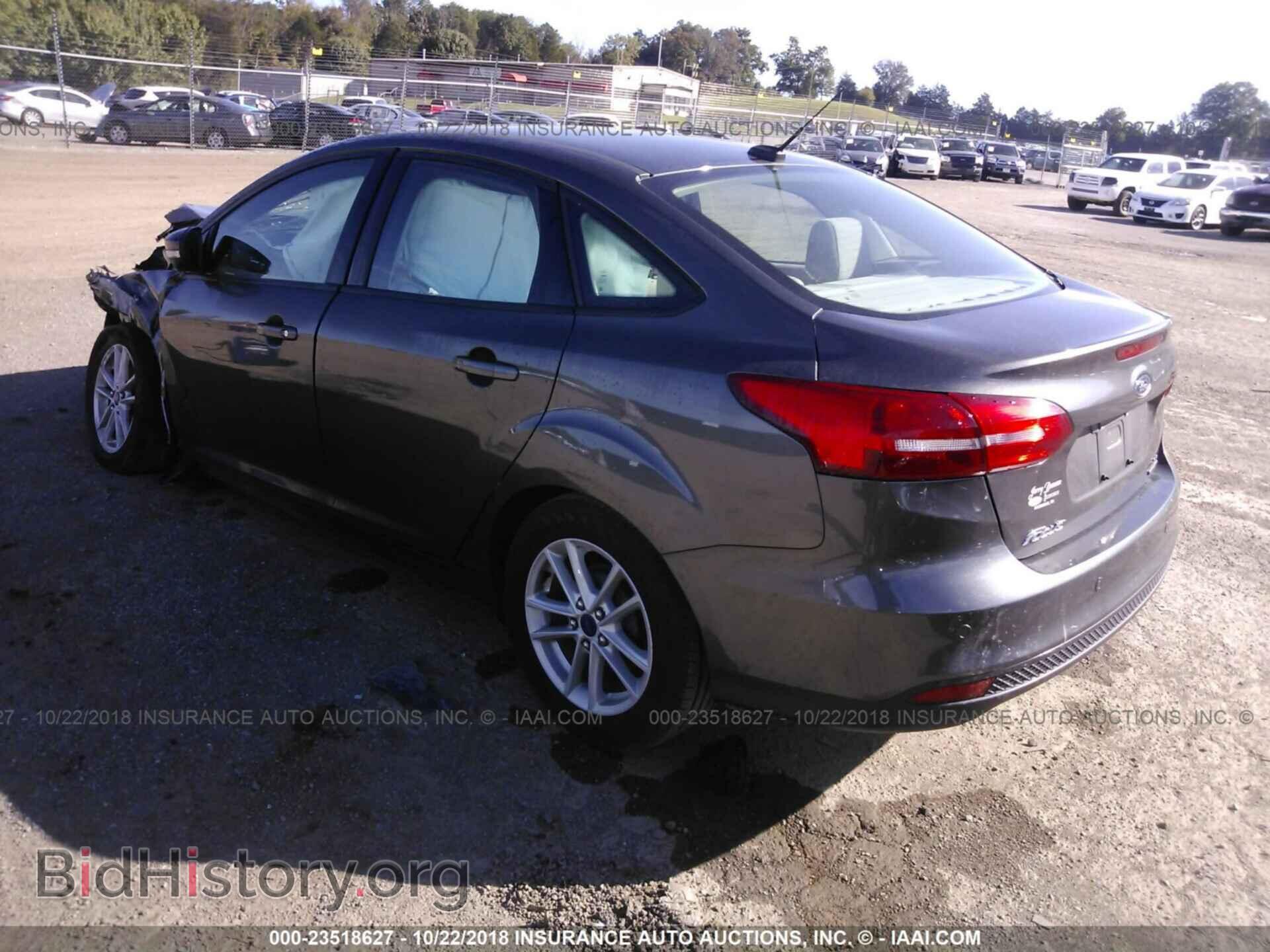 2015 Ford Focus - VIN: 1FADP3F27FL354053 - Фото 3