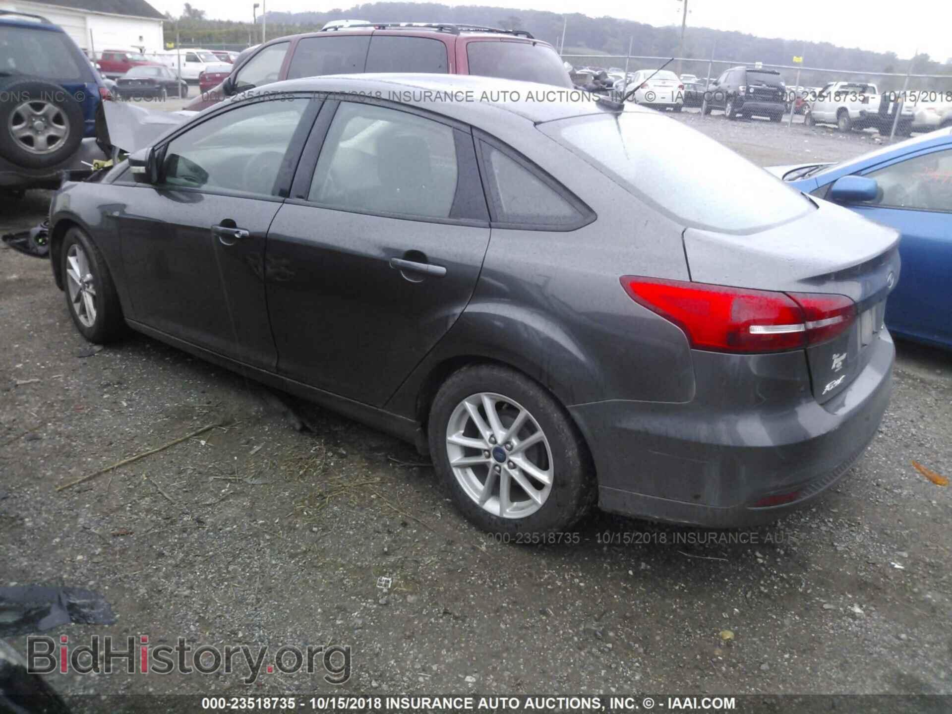 2015 Ford Focus - VIN: 1FADP3F25FL205382 - Photo 3