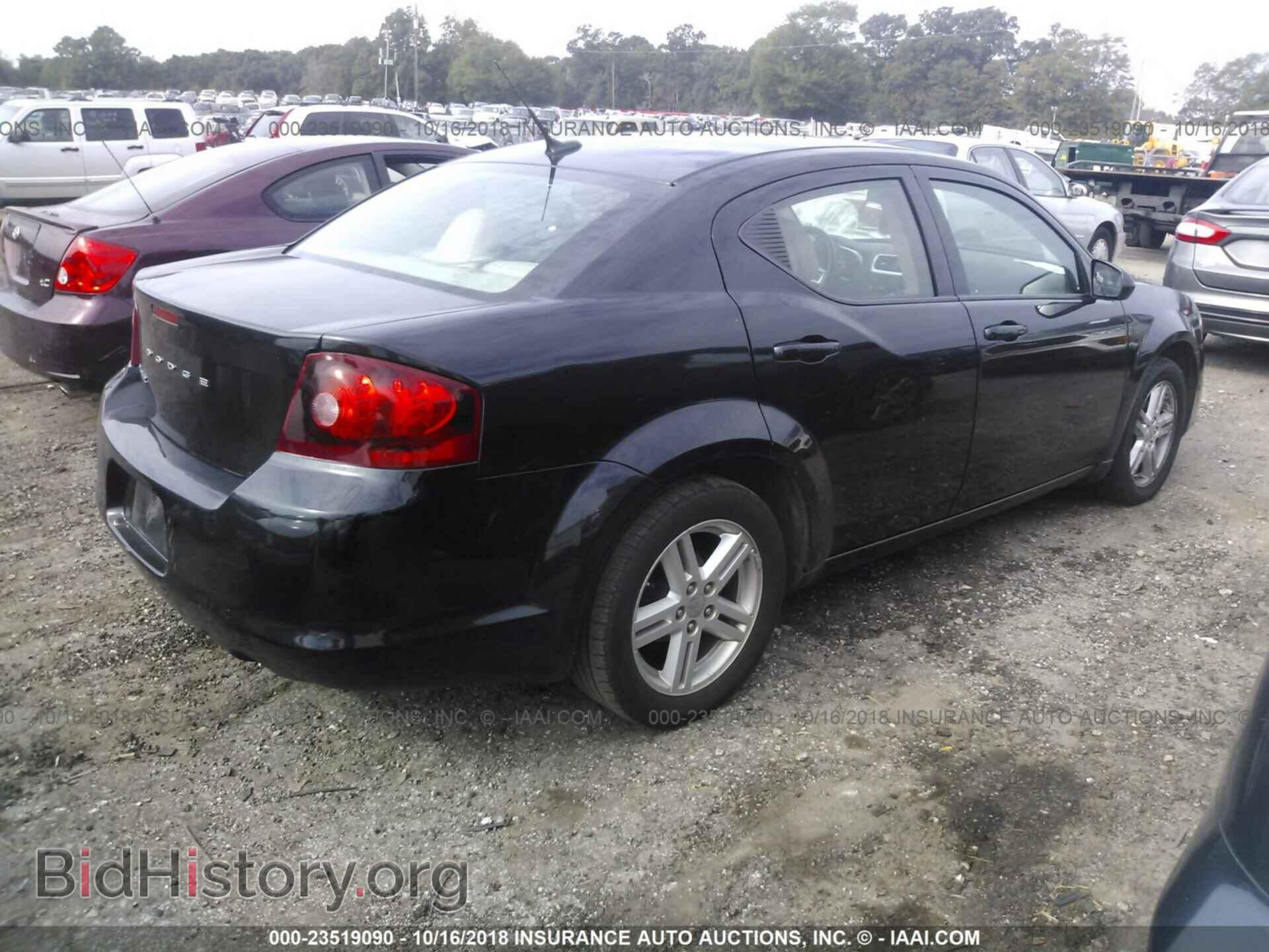 2011 Dodge Avenger - VIN: 1B3BD1FB1BN501949 - Фото 4