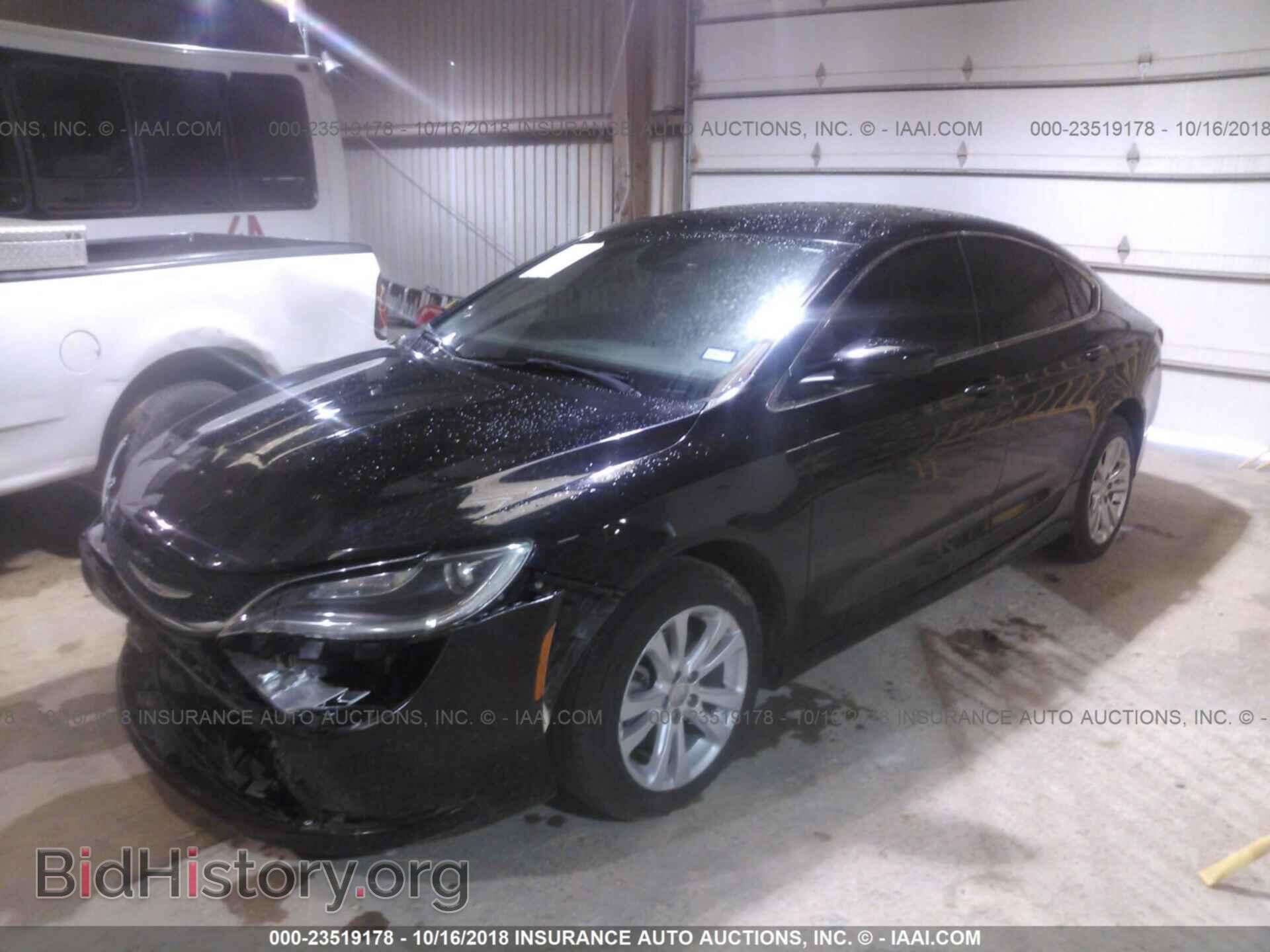 2016 Chrysler 200 - VIN: 1C3CCCAB3GN171350 - Фото 2