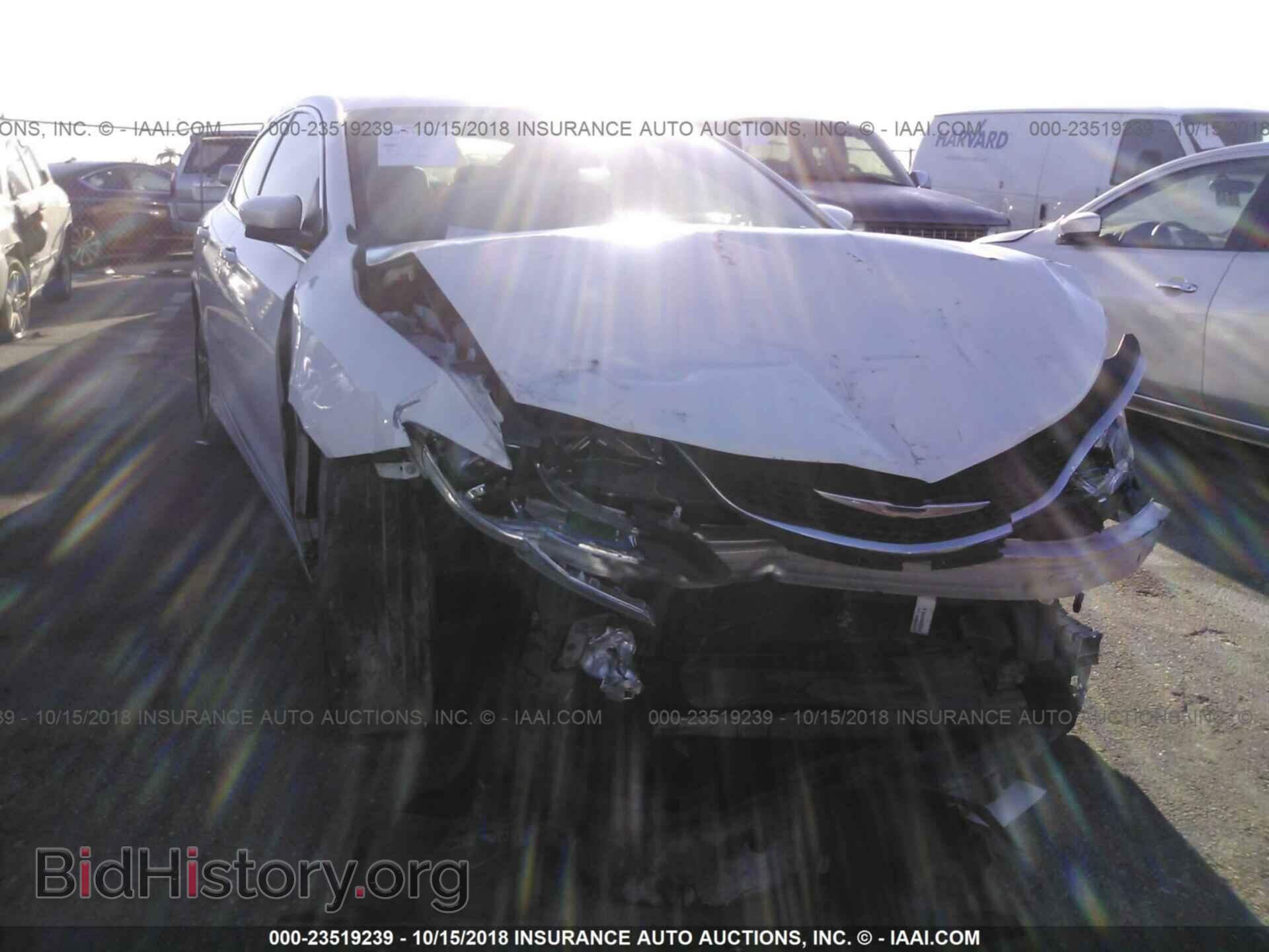 2015 Chrysler 200 - VIN: 1C3CCCAB8FN743284 - Photo 6