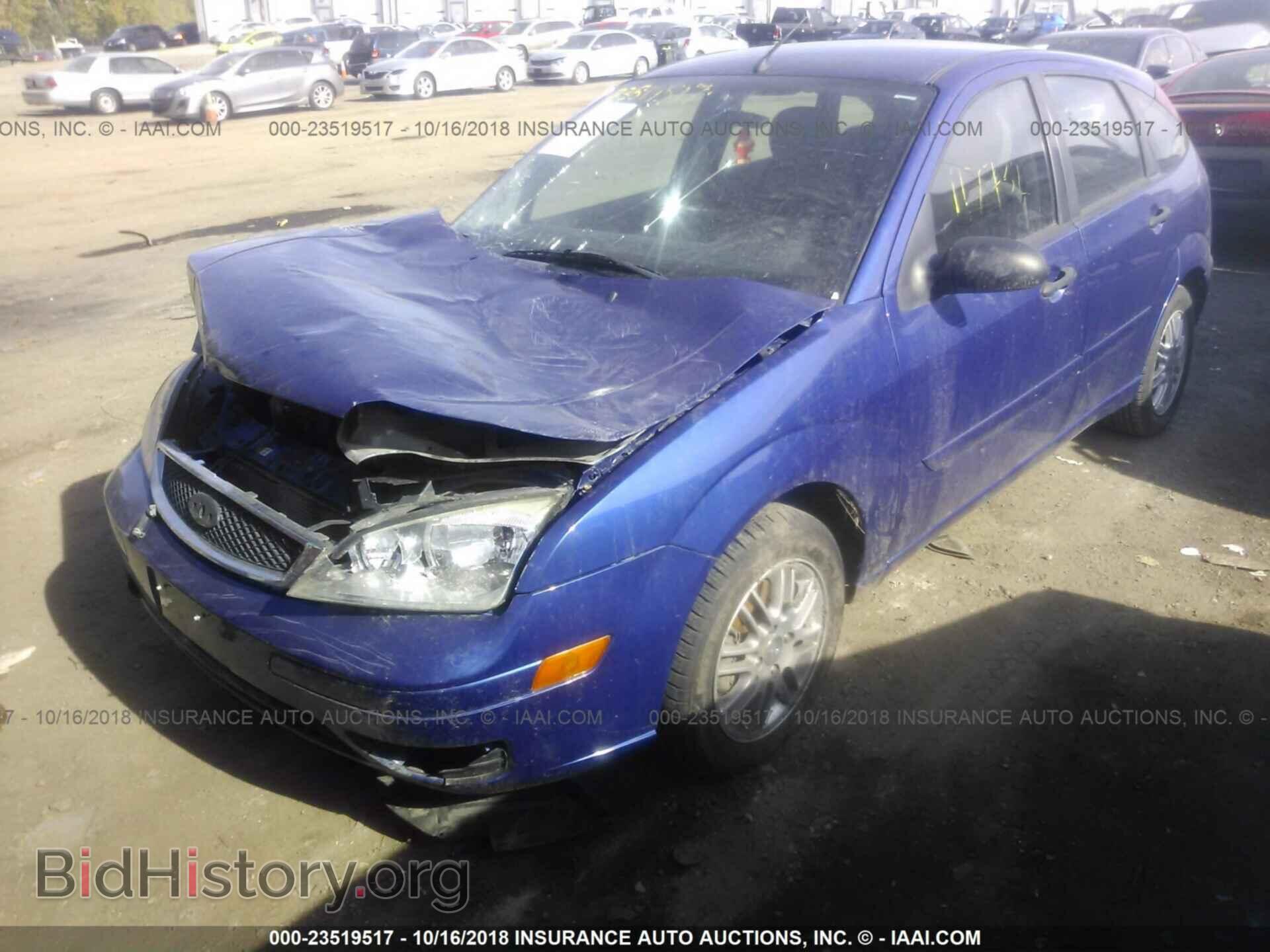 2006 FORD FOCUS - VIN: 1FAFP37N56W166745 - Фото 2