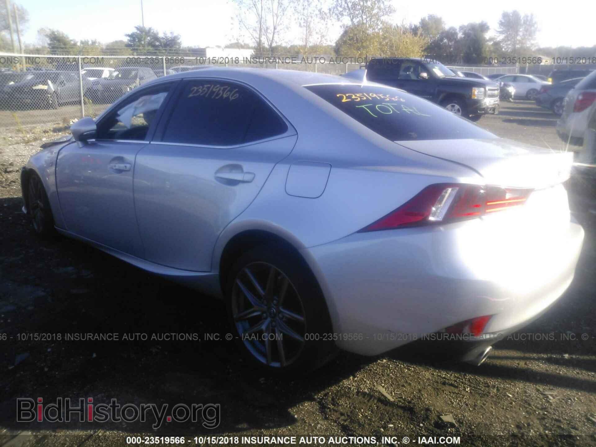 2016 Lexus Is - VIN: JTHCE1D25G5011412 - Photo 3