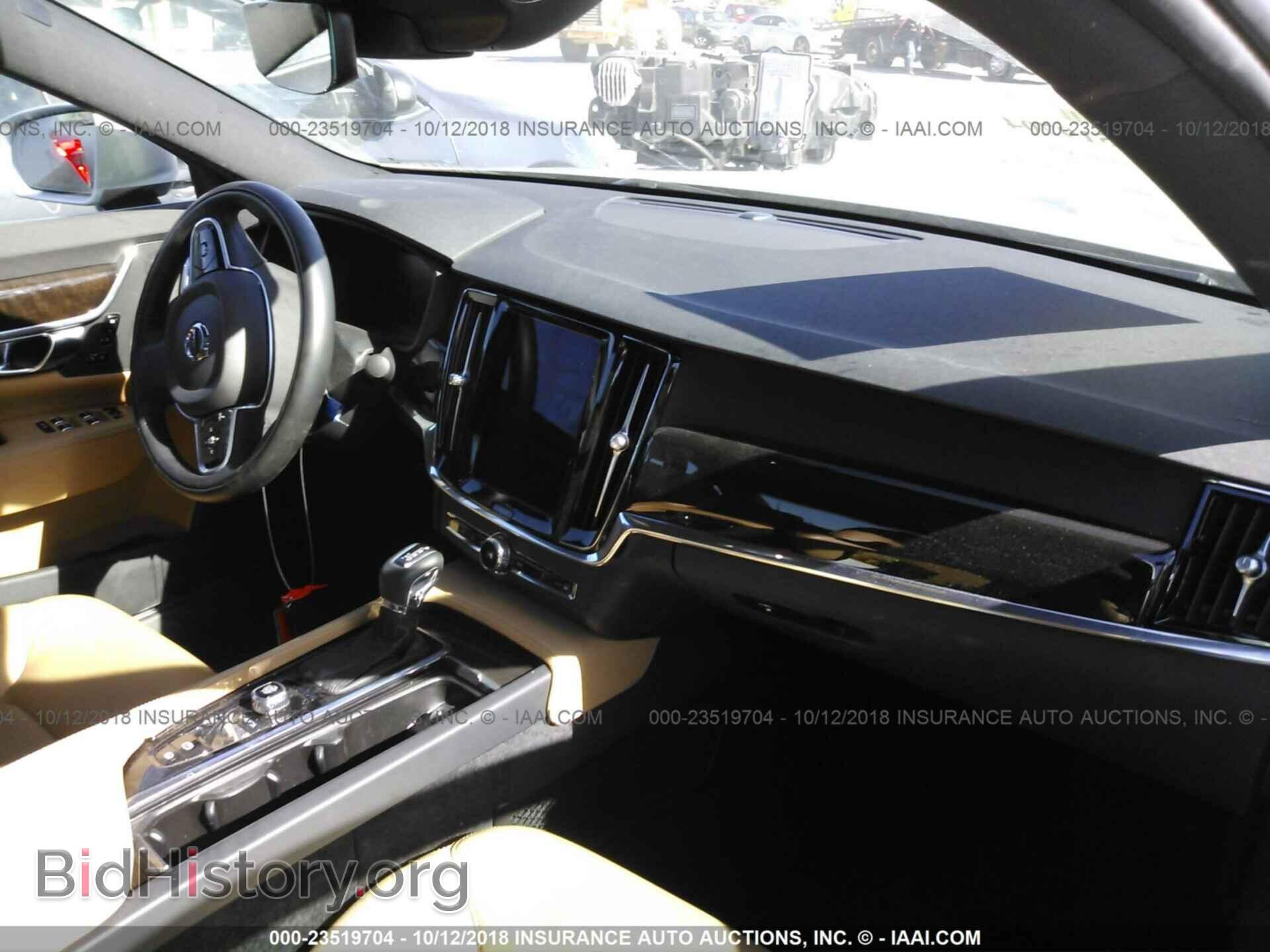 2018 Volvo S90 - VIN: LVY982MKXJP030194 - Фото 5